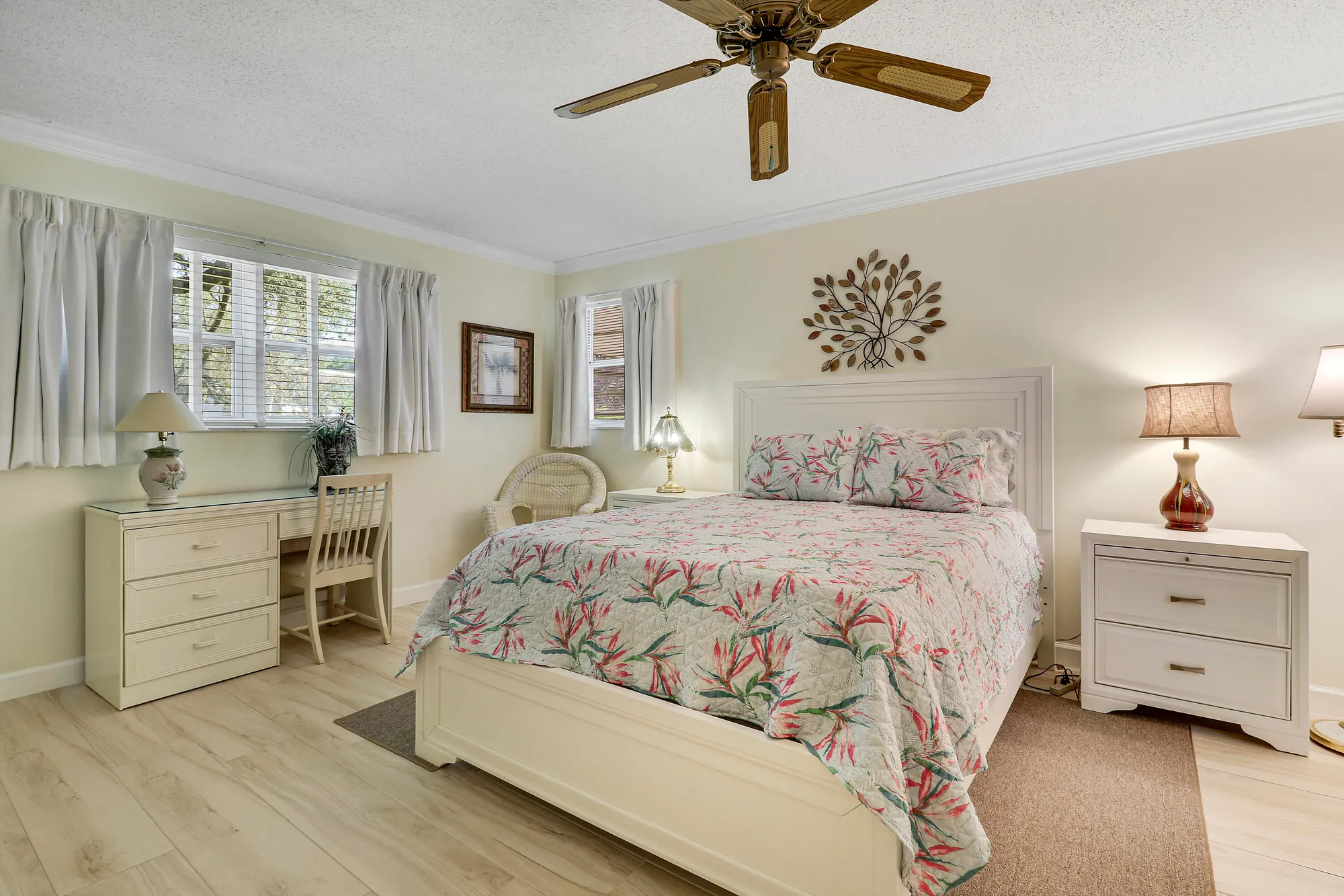 Property Slideshow image 12 of 19 | 2950 se ocean blvd 6-3, Stuart, FL, 34996
