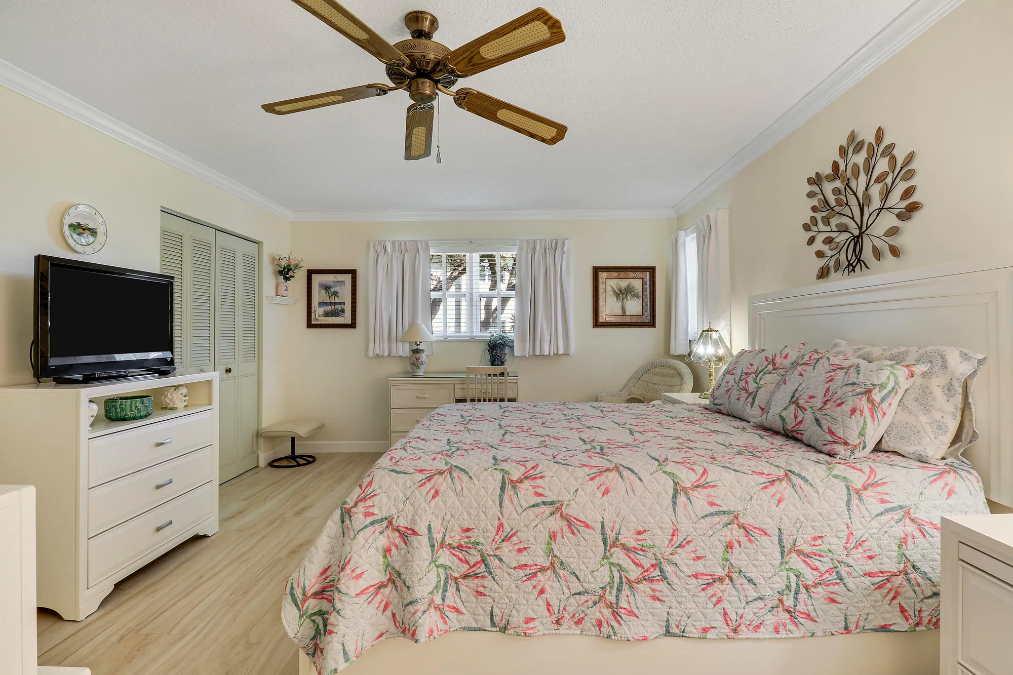 Property Slideshow image 13 of 19 | 2950 se ocean blvd 6-3, Stuart, FL, 34996