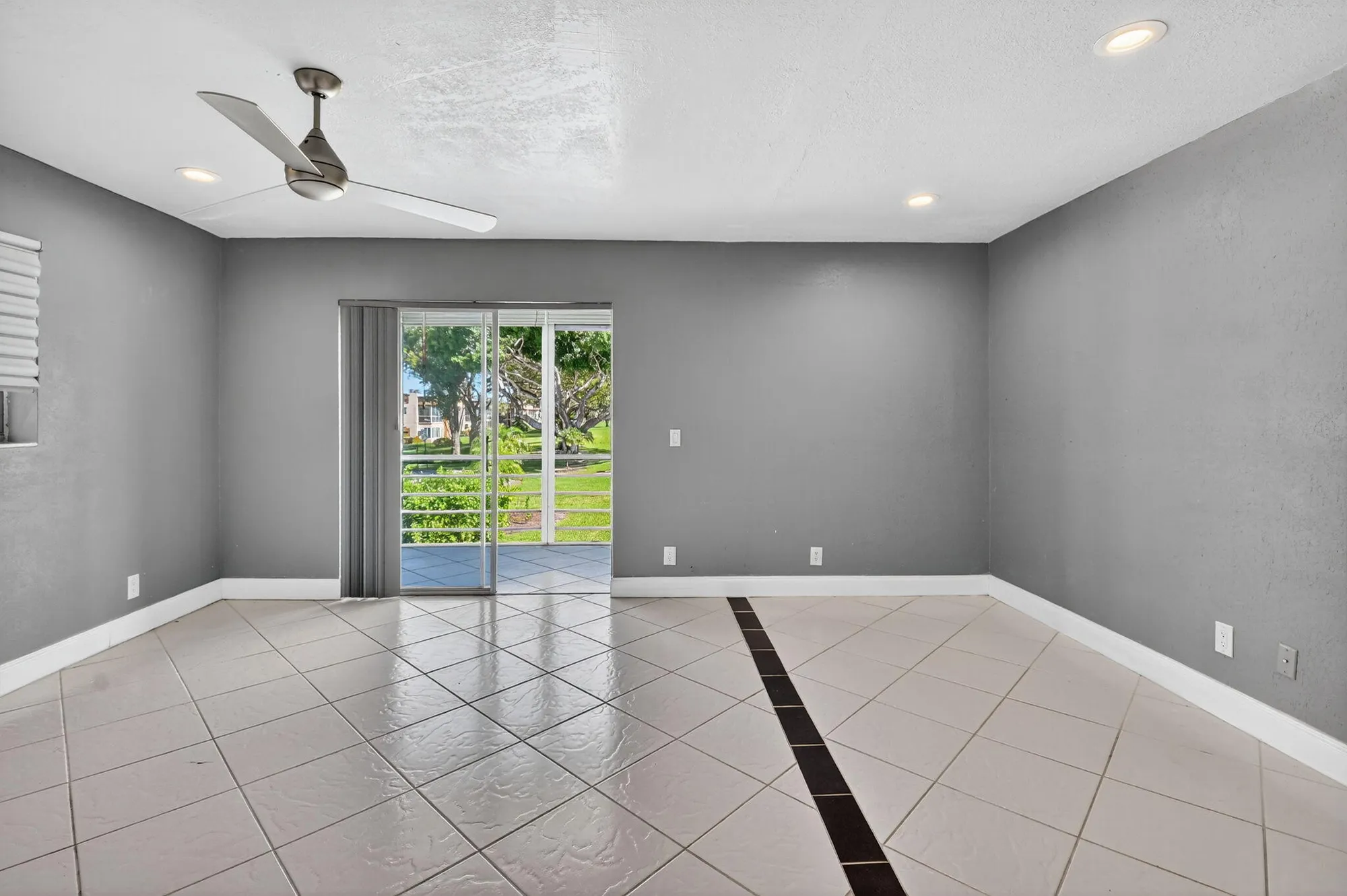 Property Slideshow image 15 of 44 | 624 flanders m, Delray Beach, FL, 33484