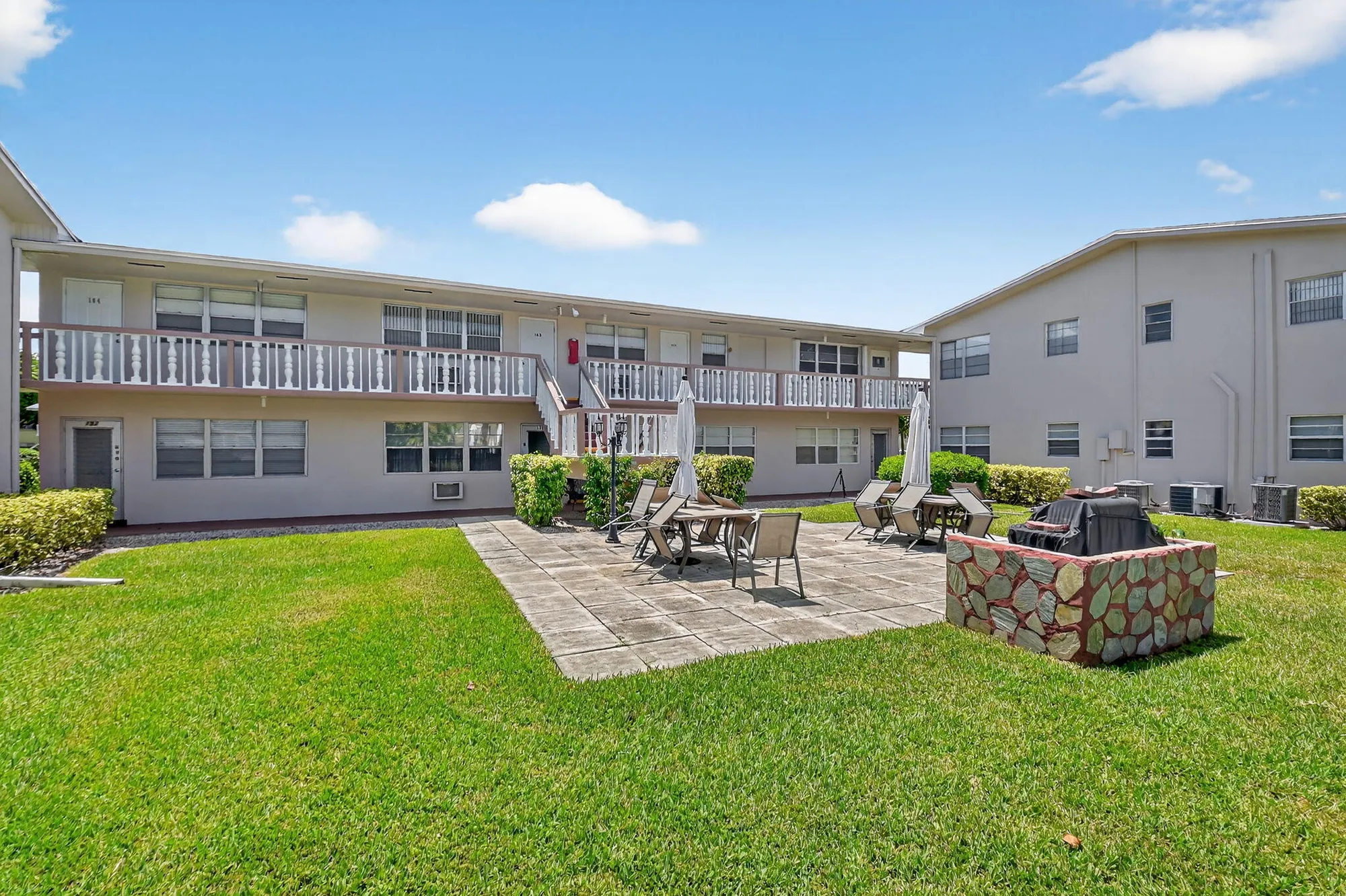 Property Slideshow image 16 of 34 | 162 easthampton g, West Palm Beach, FL, 33417