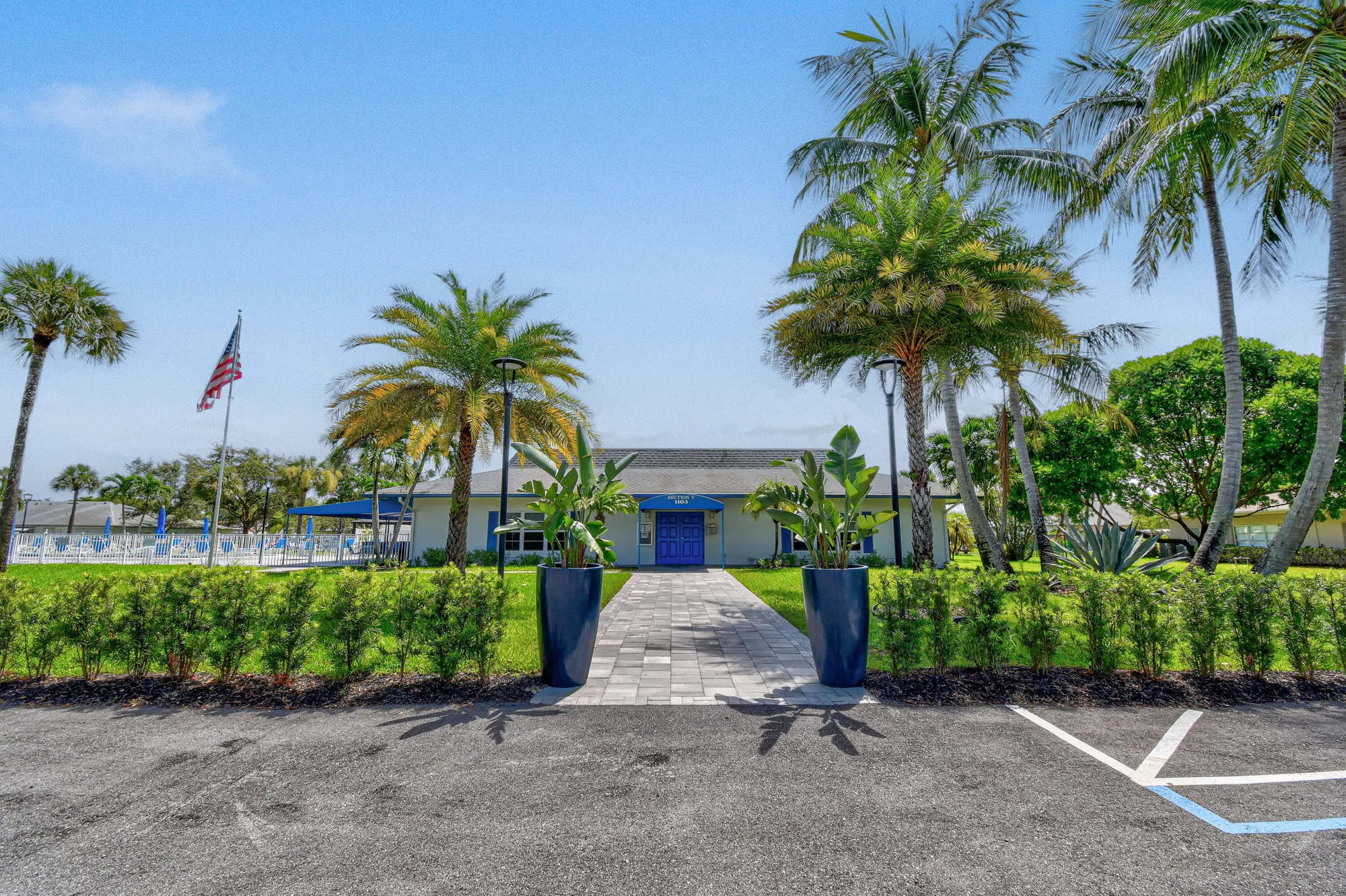 Property Slideshow image 23 of 36 | 1097 circle ter c, Delray Beach, FL, 33445