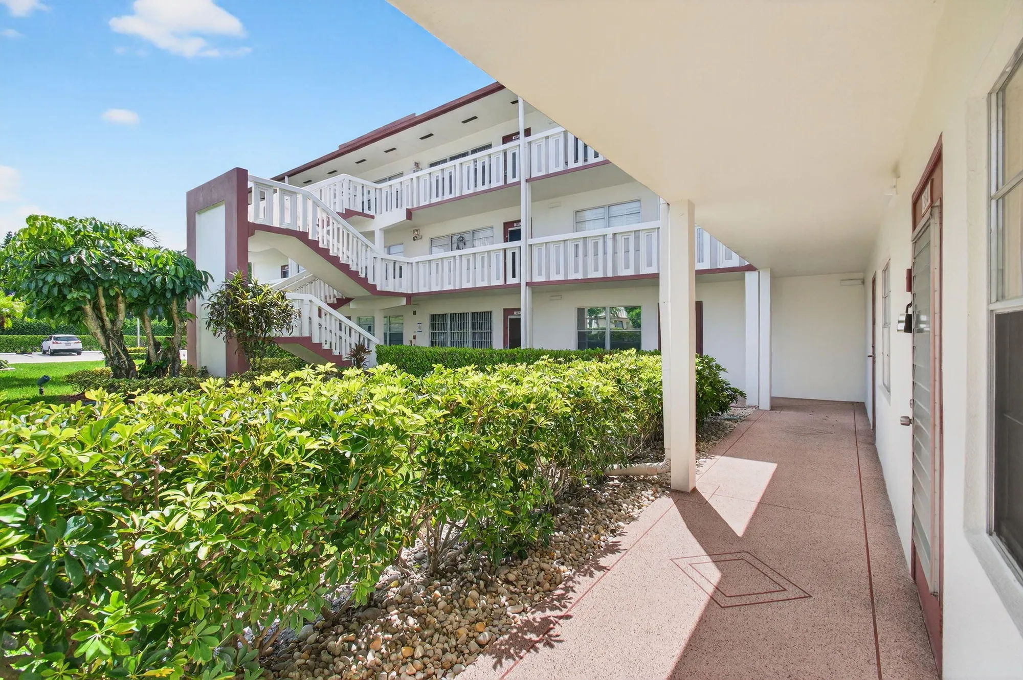 Property Slideshow image 8 of 87 | 384 fanshaw j, Boca Raton, FL, 33434