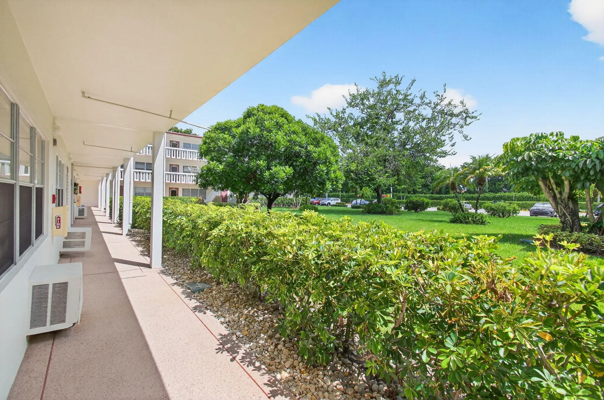 Property Slideshow image 9 of 87 | 384 fanshaw j, Boca Raton, FL, 33434
