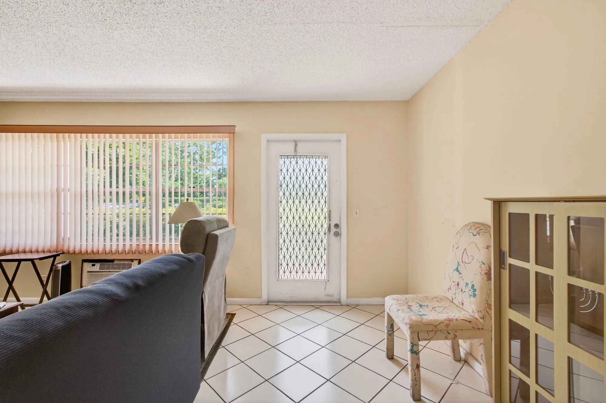 Property Slideshow image 11 of 87 | 384 fanshaw j, Boca Raton, FL, 33434