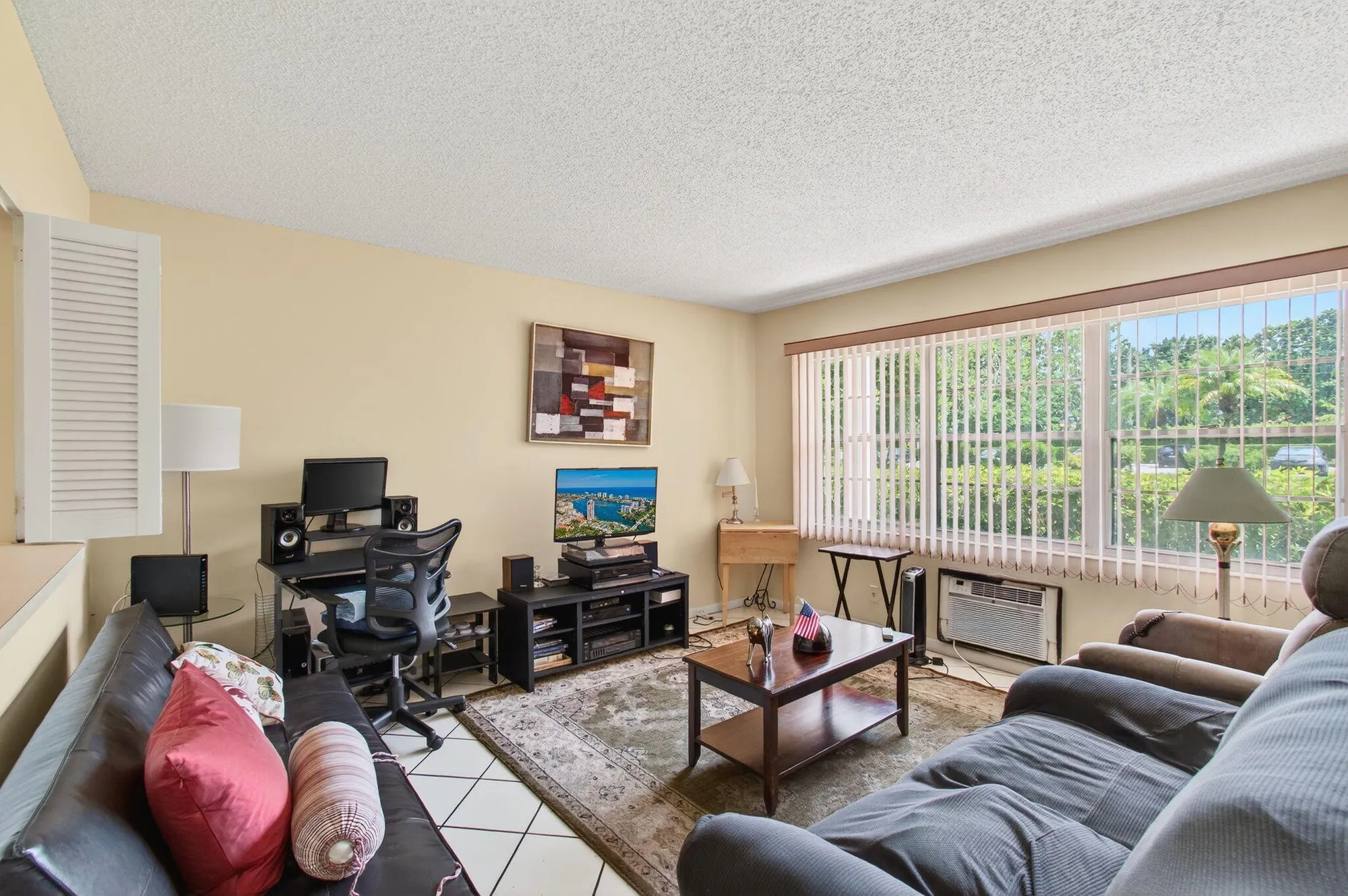 Property Slideshow image 14 of 87 | 384 fanshaw j, Boca Raton, FL, 33434