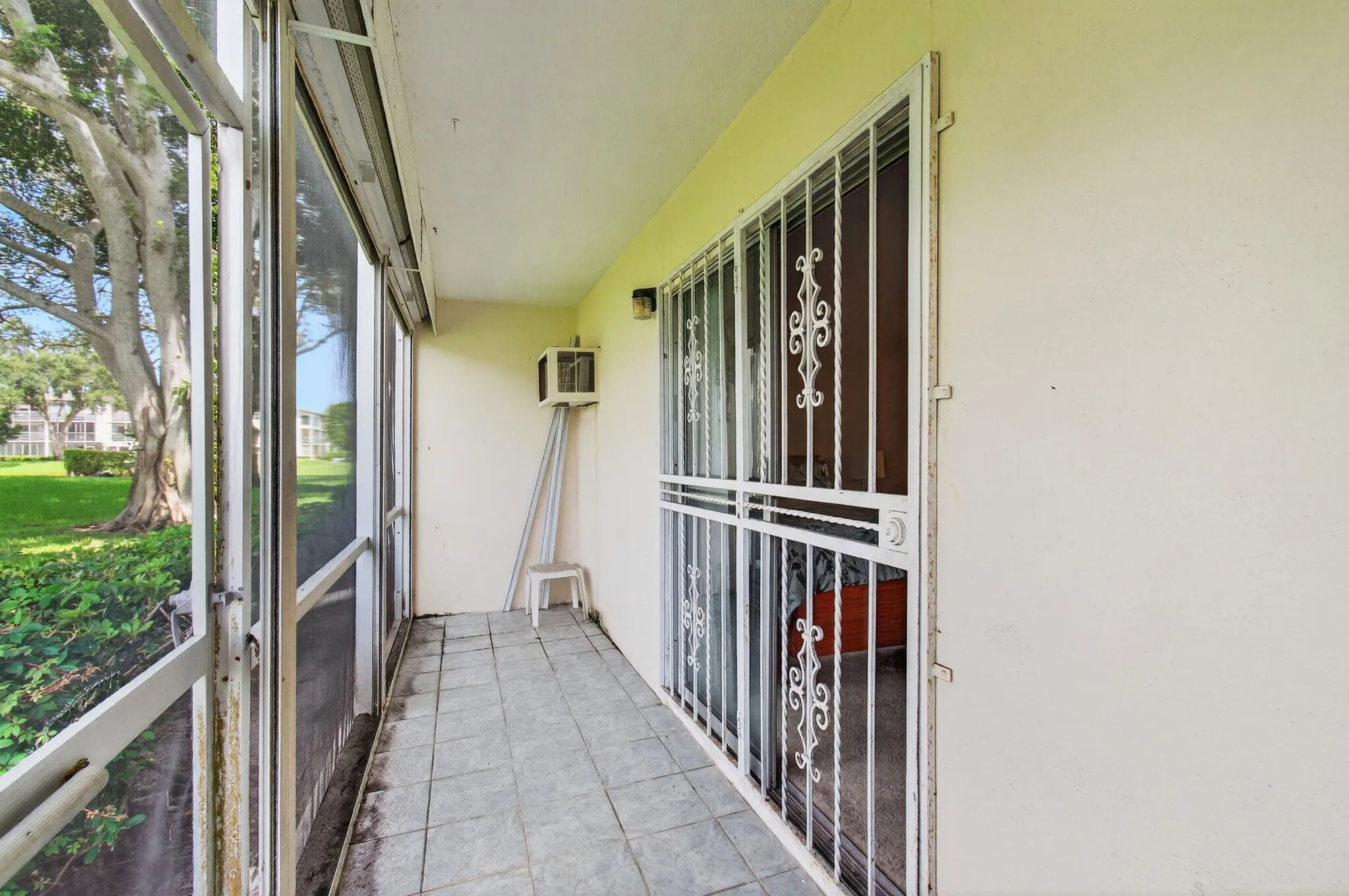 Property Slideshow image 37 of 87 | 384 fanshaw j, Boca Raton, FL, 33434