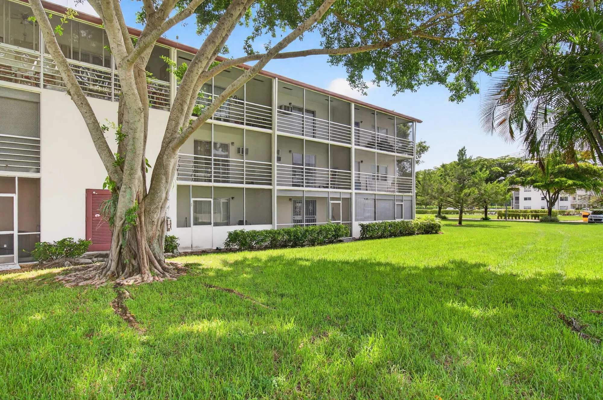 Property Slideshow image 46 of 87 | 384 fanshaw j, Boca Raton, FL, 33434