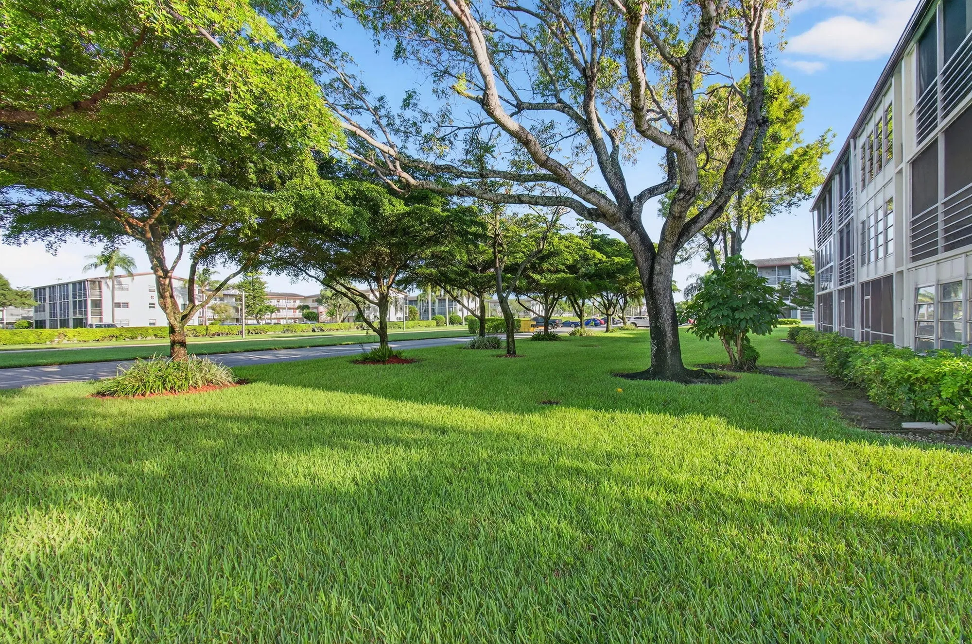Property Slideshow image 49 of 87 | 384 fanshaw j, Boca Raton, FL, 33434