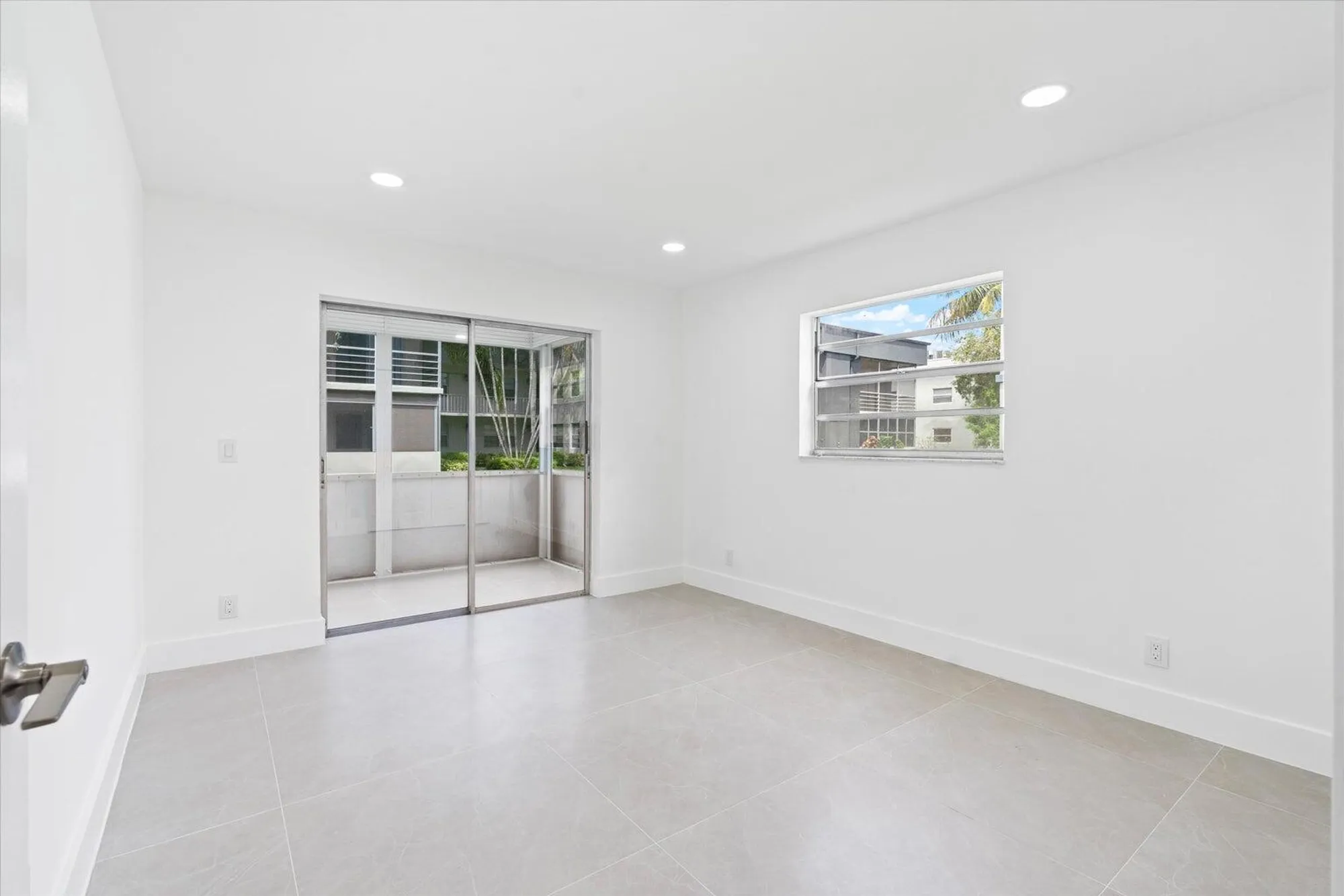 Property Slideshow image 11 of 25 | 578 burgundy m m, Delray Beach, FL, 33484