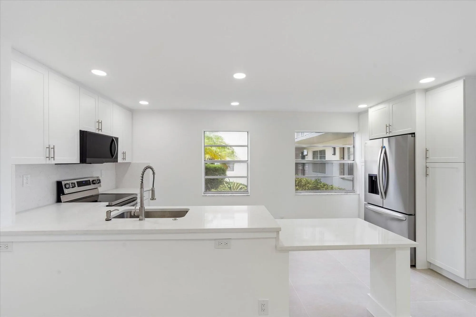 Property Slideshow image 1 of 25 | 578 burgundy m m, Delray Beach, FL, 33484