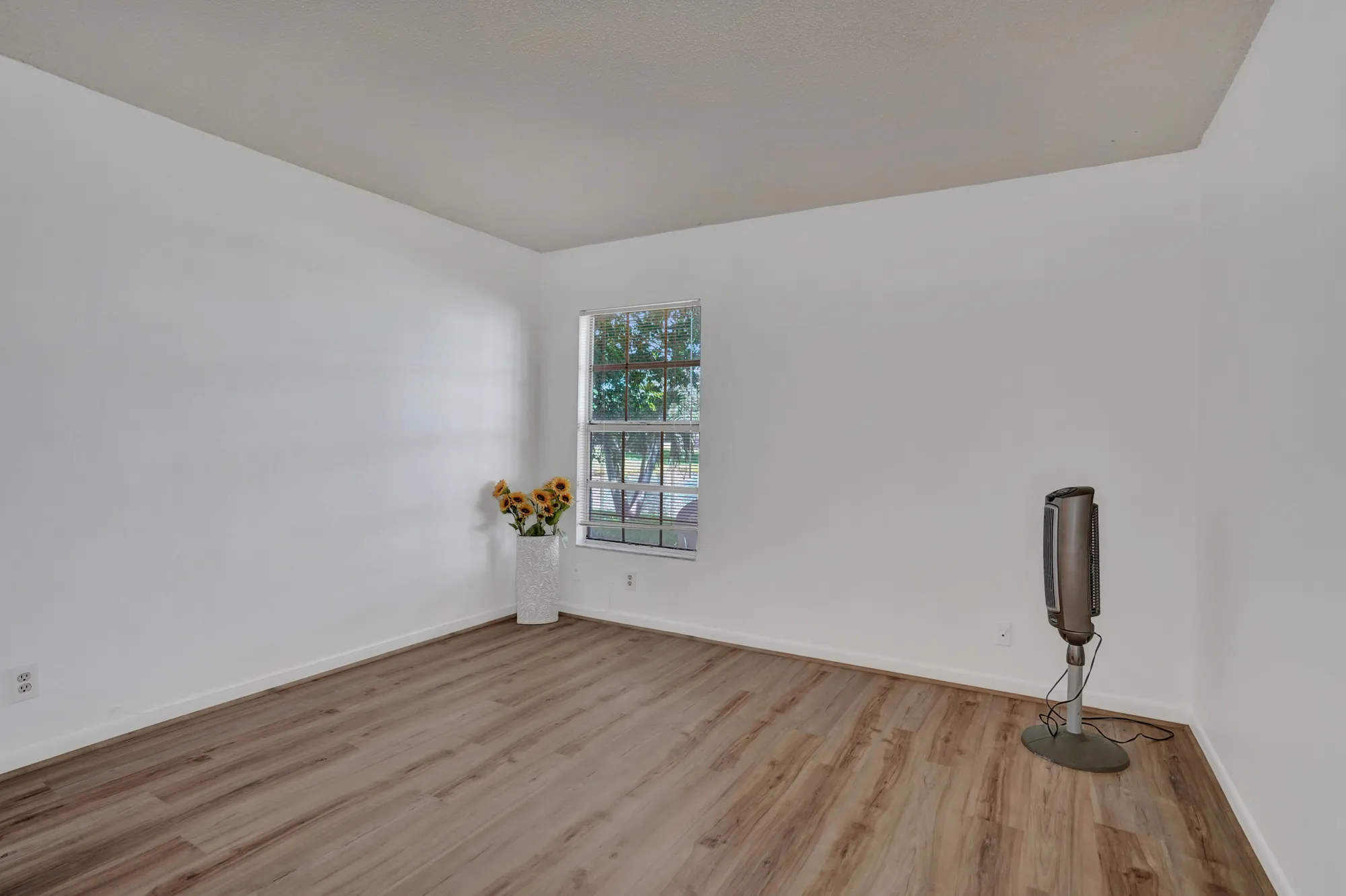 Property Slideshow image 19 of 64 | 18710 garbo ter 1, Boca Raton, FL, 33496