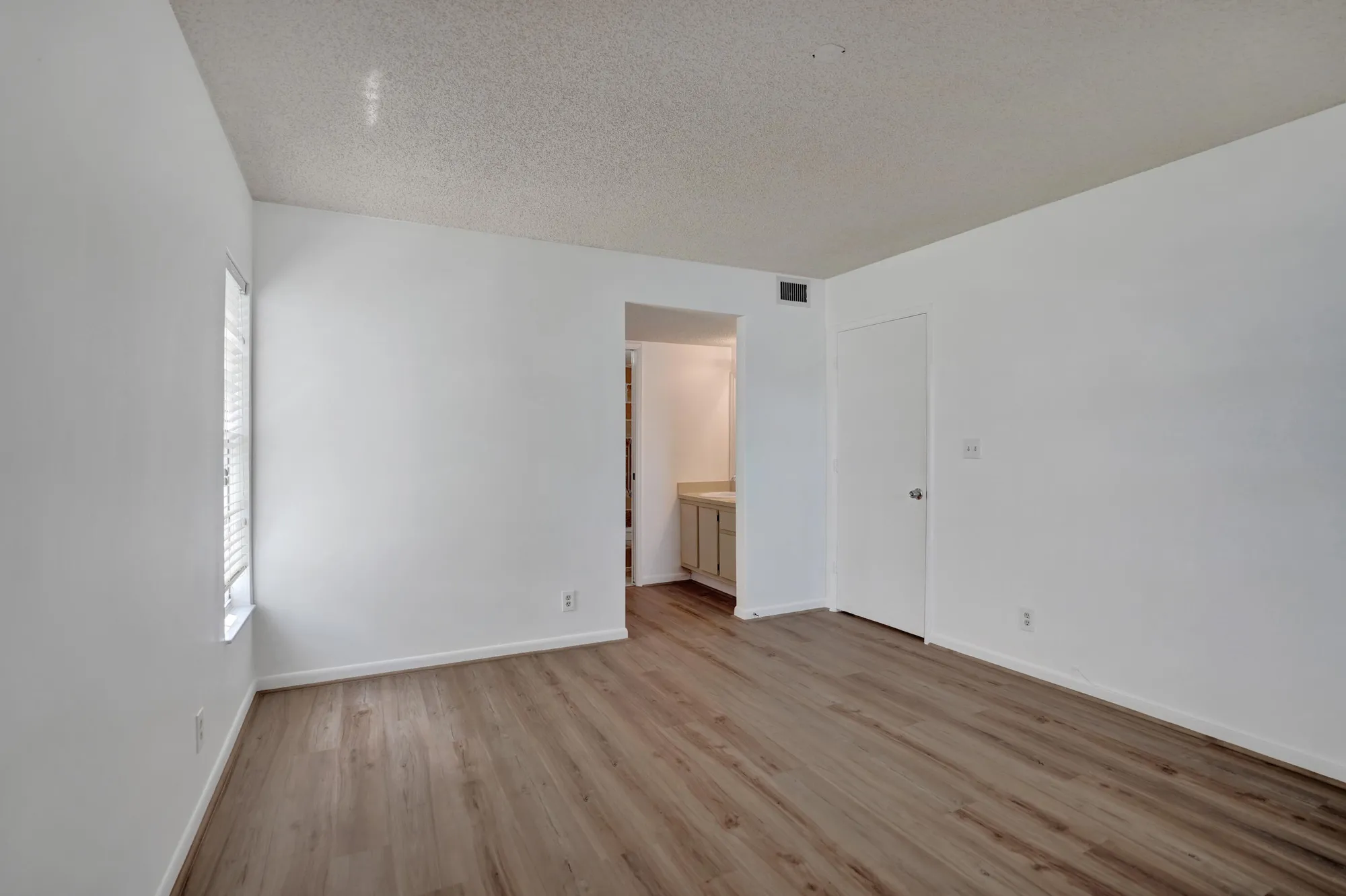 Property Slideshow image 21 of 64 | 18710 garbo ter 1, Boca Raton, FL, 33496