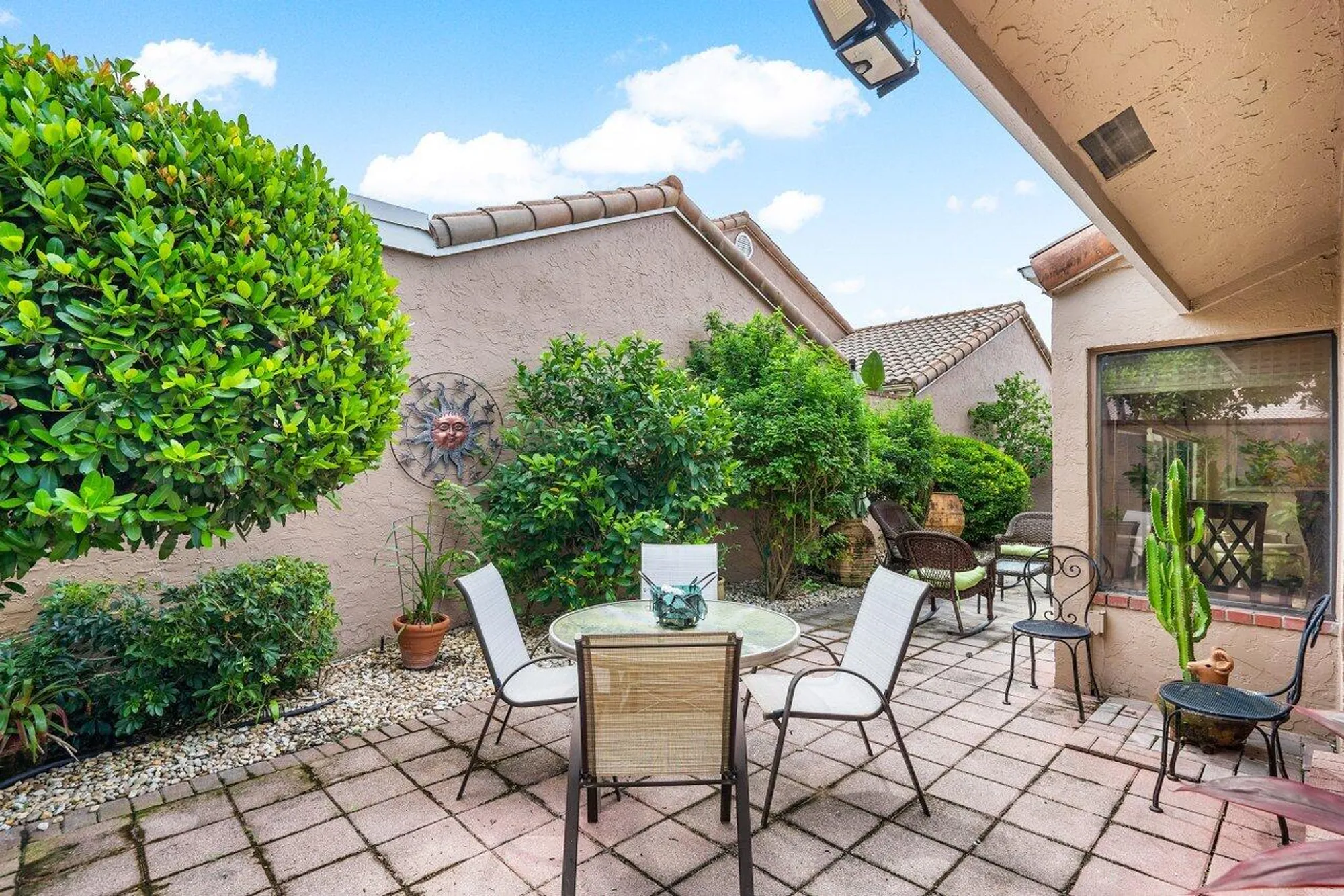 Property Slideshow image 35 of 52 | 11094 applegate ln, Boynton Beach, FL, 33437