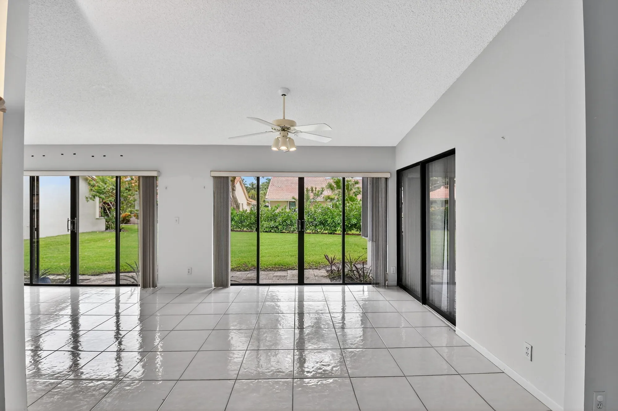 Property Slideshow image 6 of 54 | 8820 boatswain dr, Boynton Beach, FL, 33436