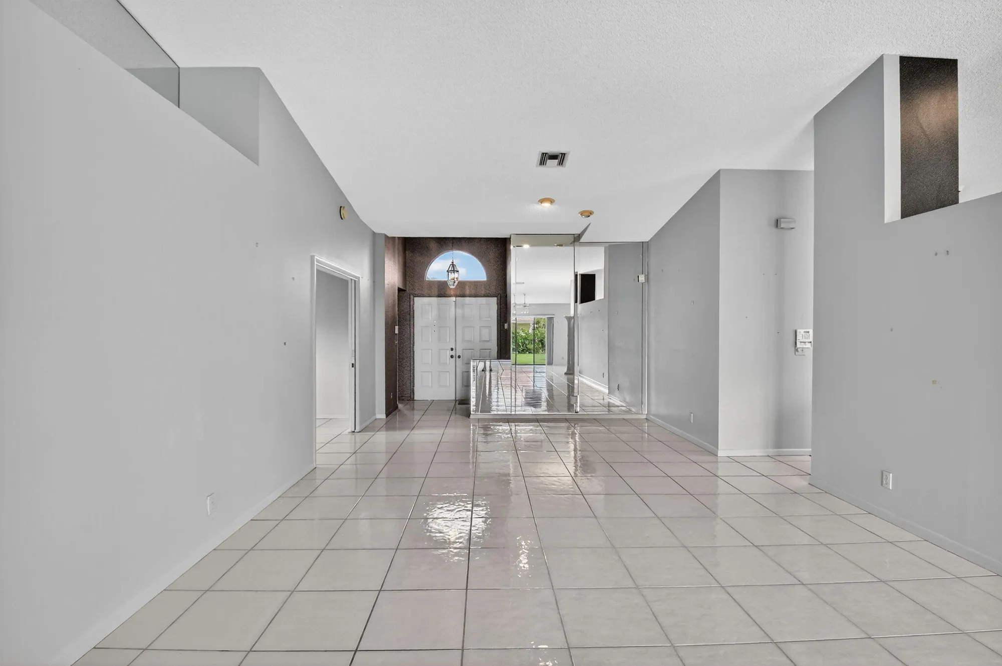 Property Slideshow image 7 of 54 | 8820 boatswain dr, Boynton Beach, FL, 33436