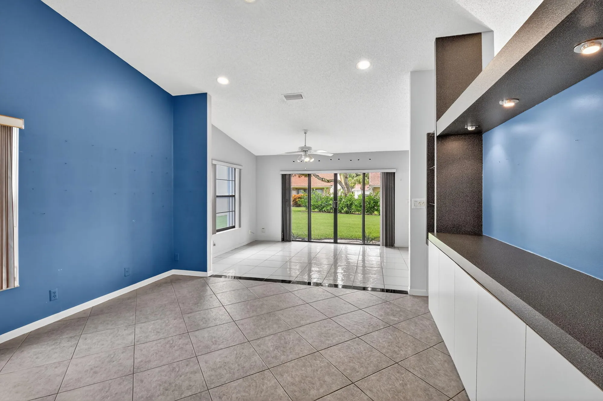 Property Slideshow image 13 of 54 | 8820 boatswain dr, Boynton Beach, FL, 33436