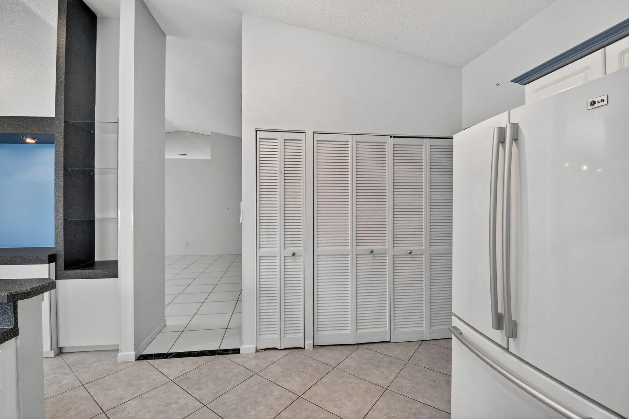 Property Slideshow image 19 of 54 | 8820 boatswain dr, Boynton Beach, FL, 33436