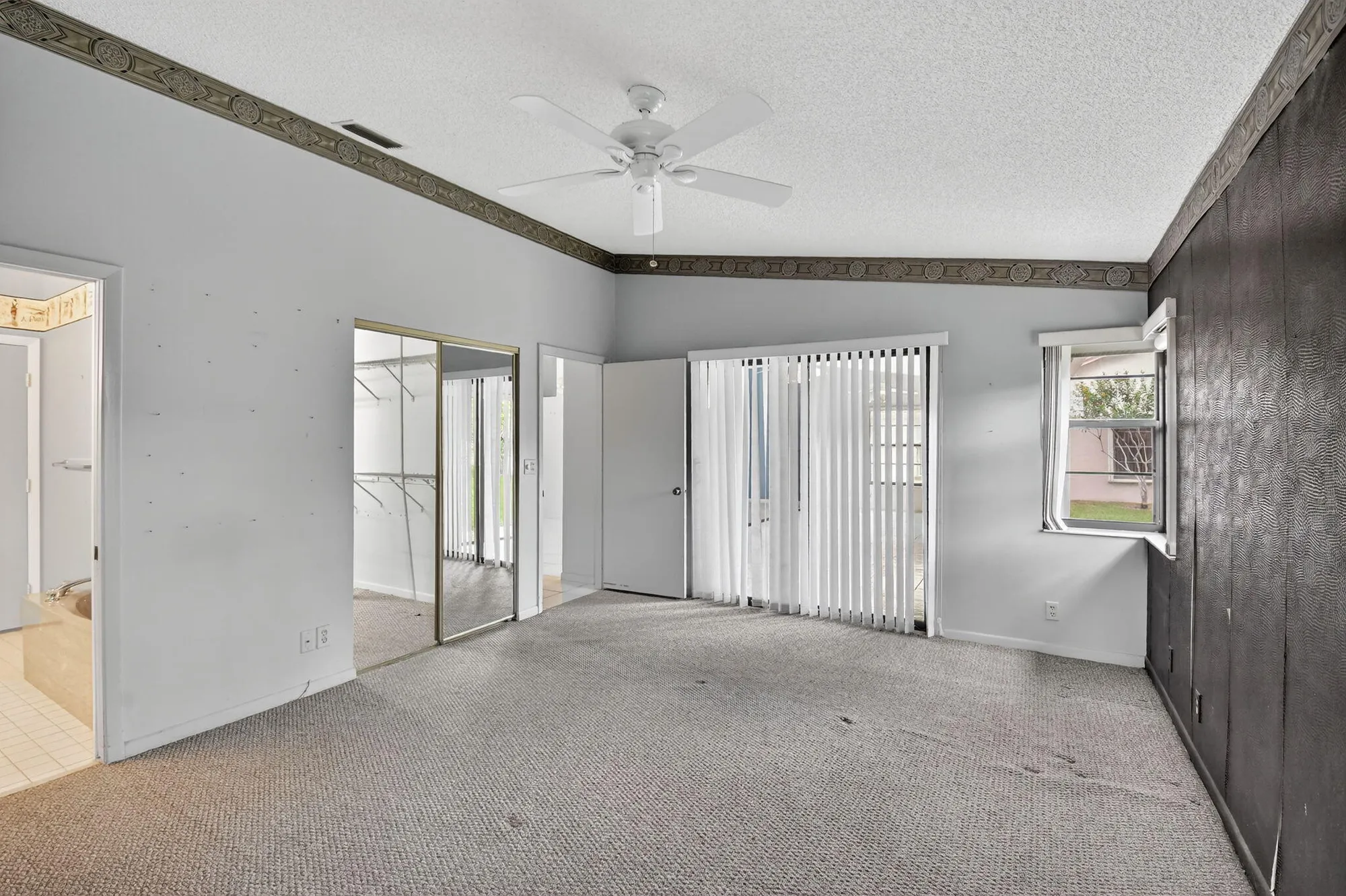 Property Slideshow image 23 of 54 | 8820 boatswain dr, Boynton Beach, FL, 33436