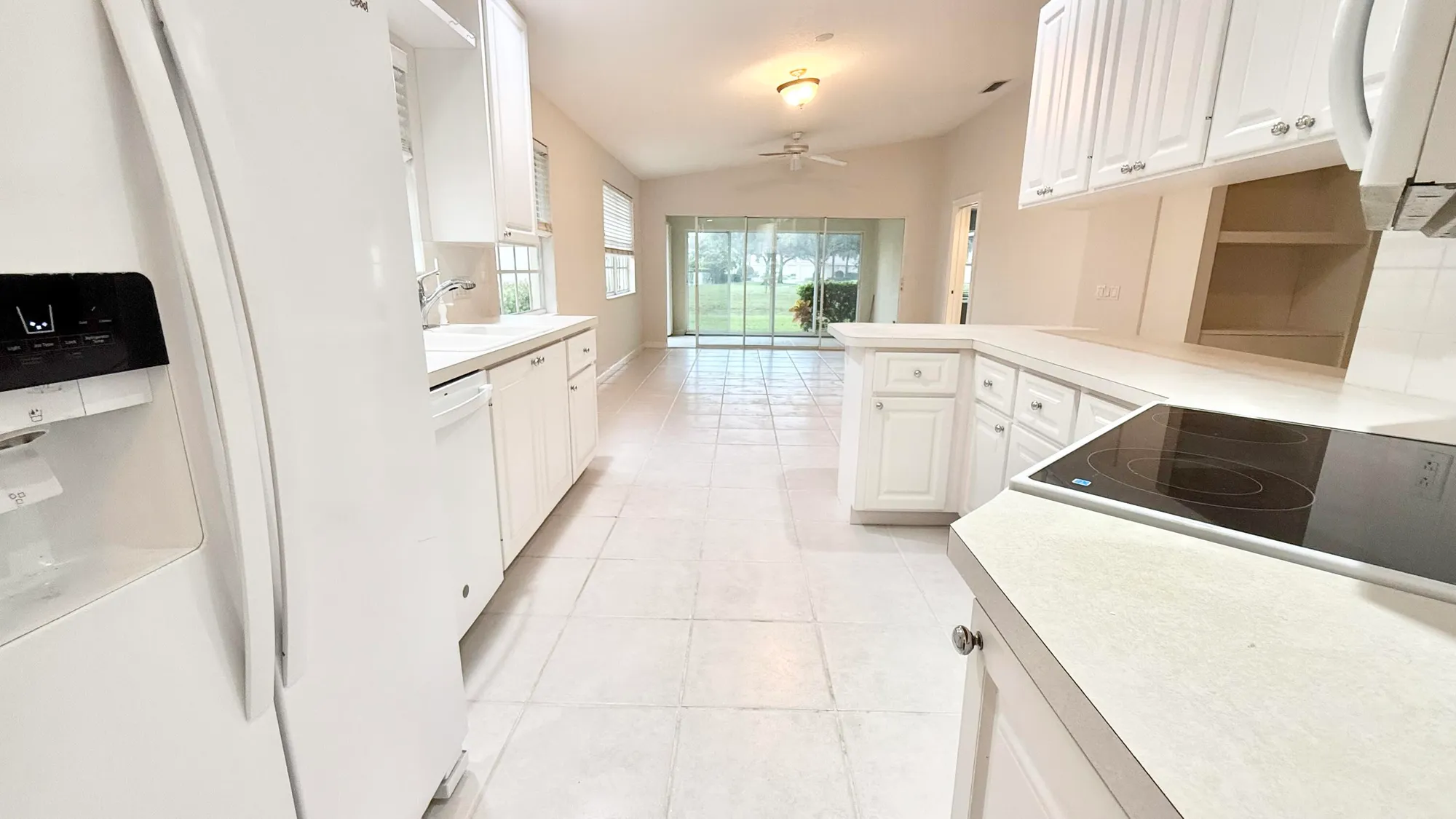 Property Slideshow image 4 of 52 | 7701 pine island way, West Palm Beach, FL, 33411