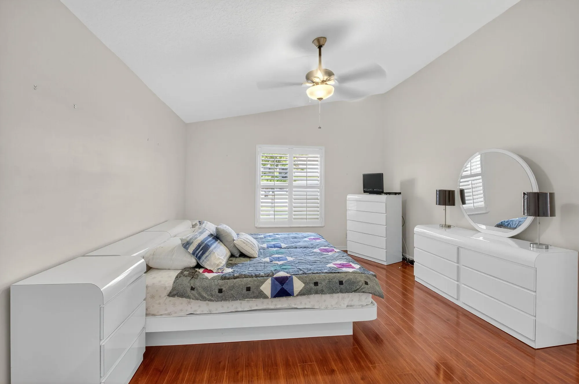 Property Slideshow image 19 of 48 | 12051 aprilia dr, Boynton Beach, FL, 33437