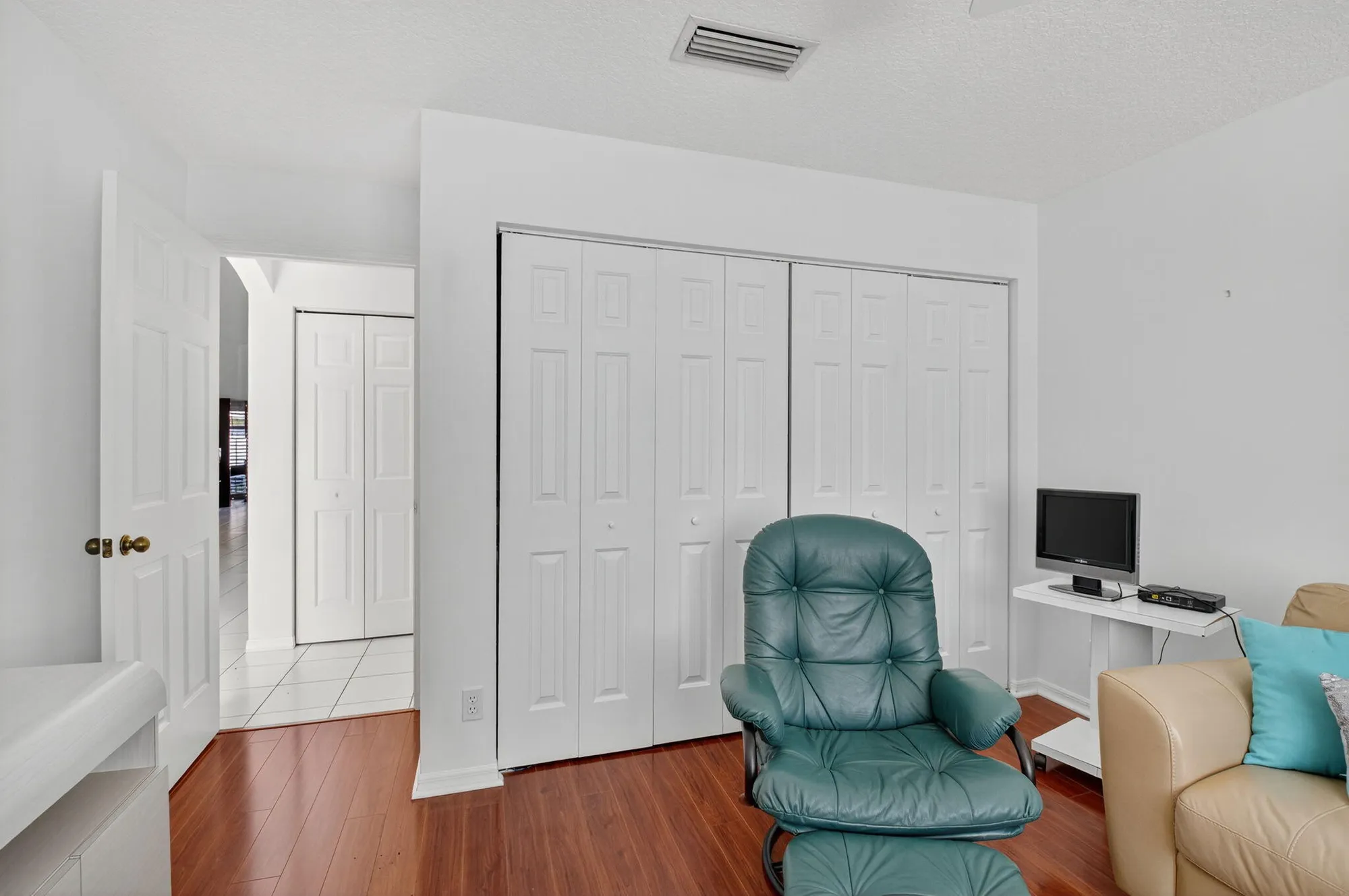 Property Slideshow image 24 of 48 | 12051 aprilia dr, Boynton Beach, FL, 33437