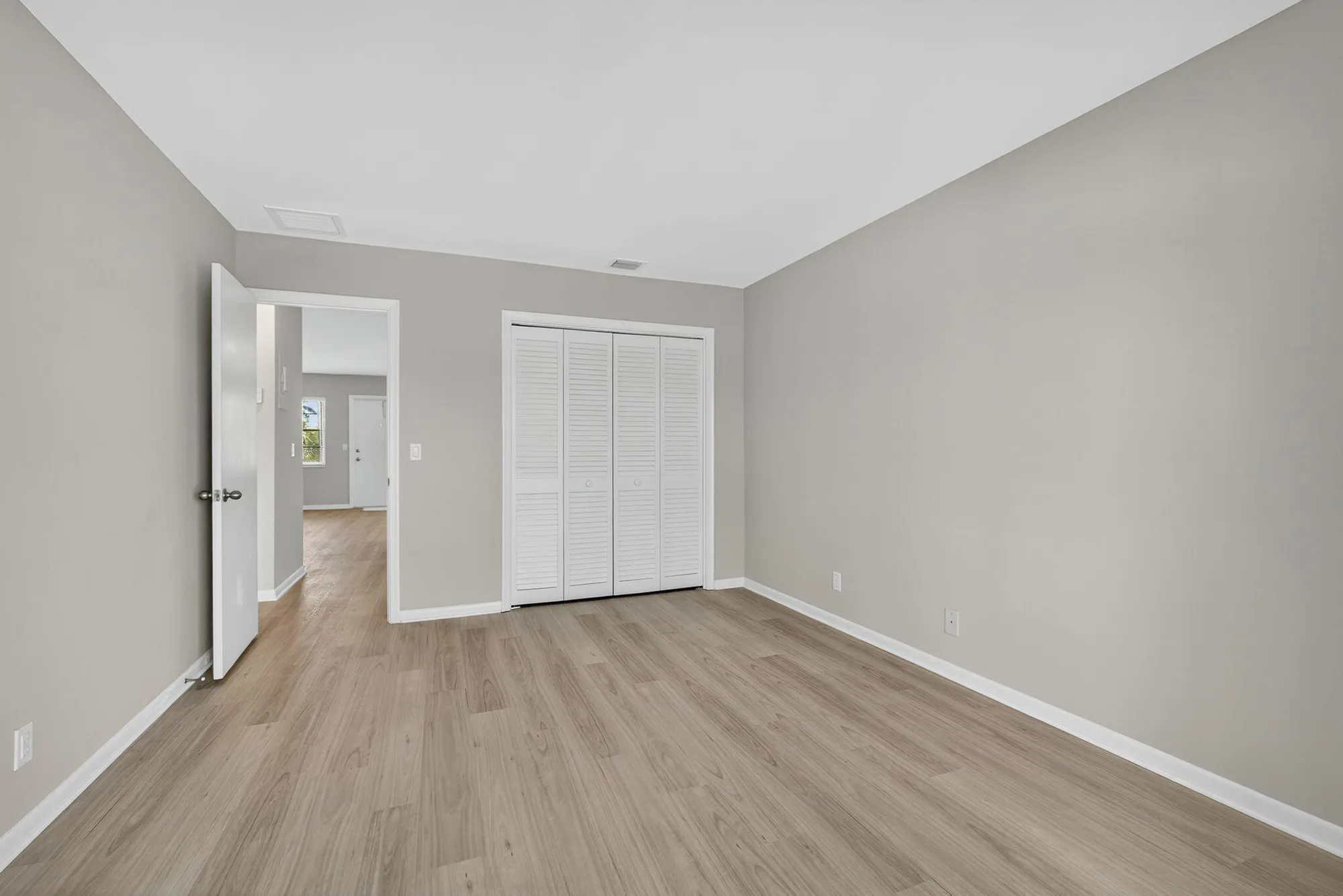 Property Slideshow image 17 of 37 | 42 easthampton b, West Palm Beach, FL, 33417