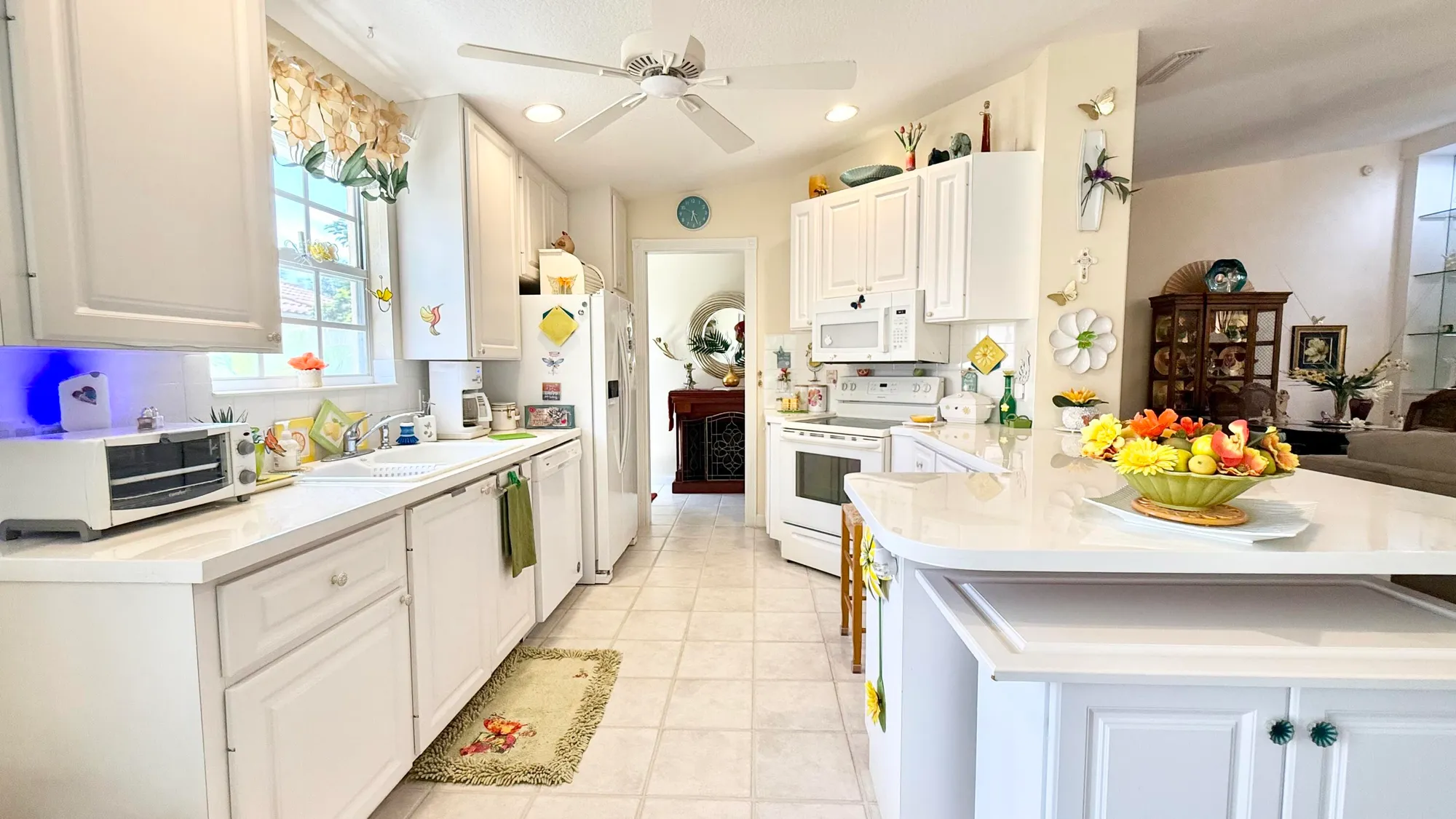 Property Slideshow image 4 of 70 | 7925 nile river rd, West Palm Beach, FL, 33411