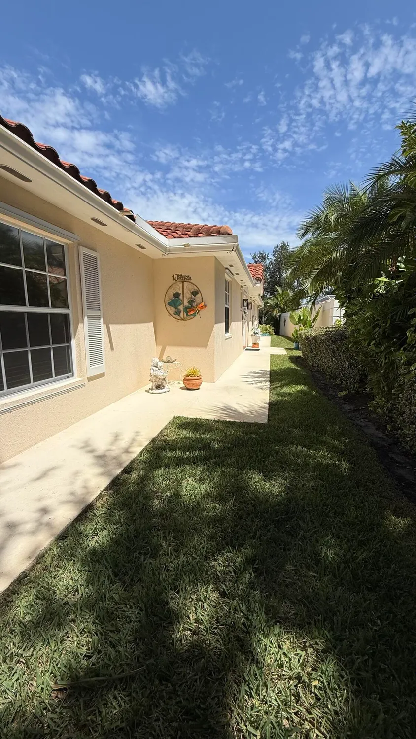 Property Slideshow image 31 of 70 | 7925 nile river rd, West Palm Beach, FL, 33411