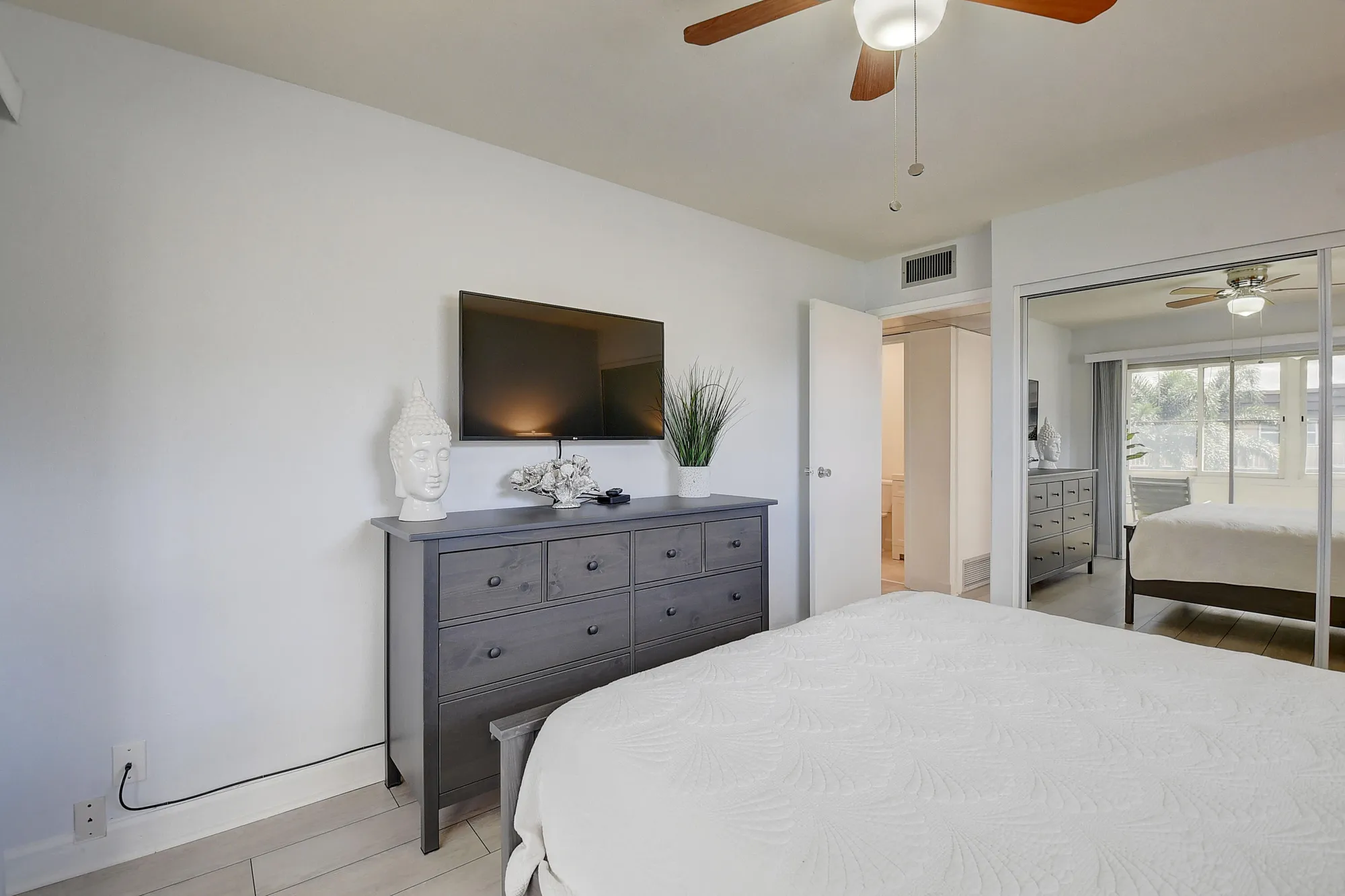 Property Slideshow image 15 of 36 | 461 brittany j, Delray Beach, FL, 33446