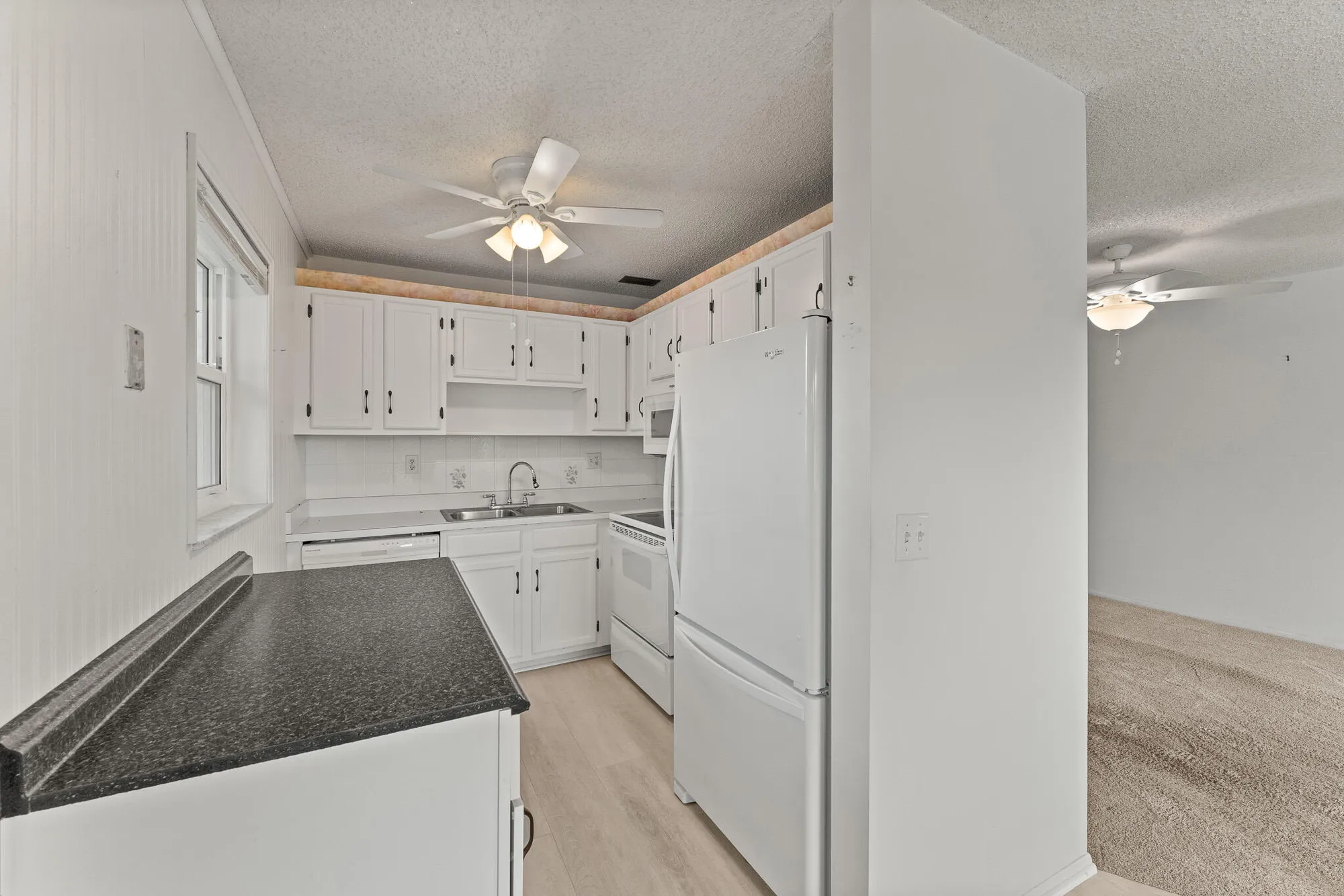 Property Slideshow image 8 of 22 | 1225 nw 21st st # 7-710, Stuart, FL, 34994