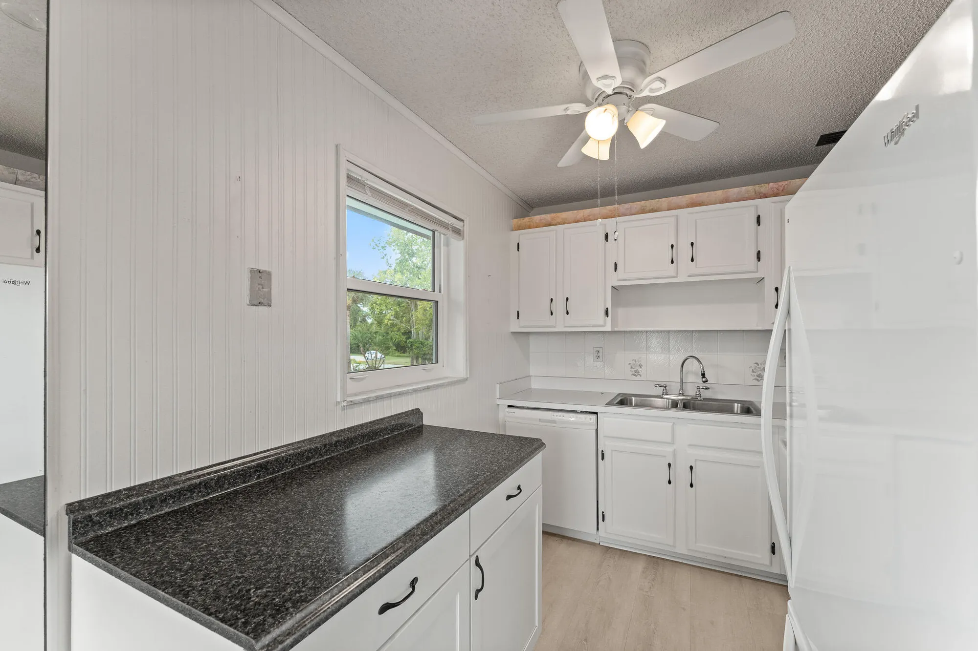 Property Slideshow image 9 of 22 | 1225 nw 21st st # 7-710, Stuart, FL, 34994