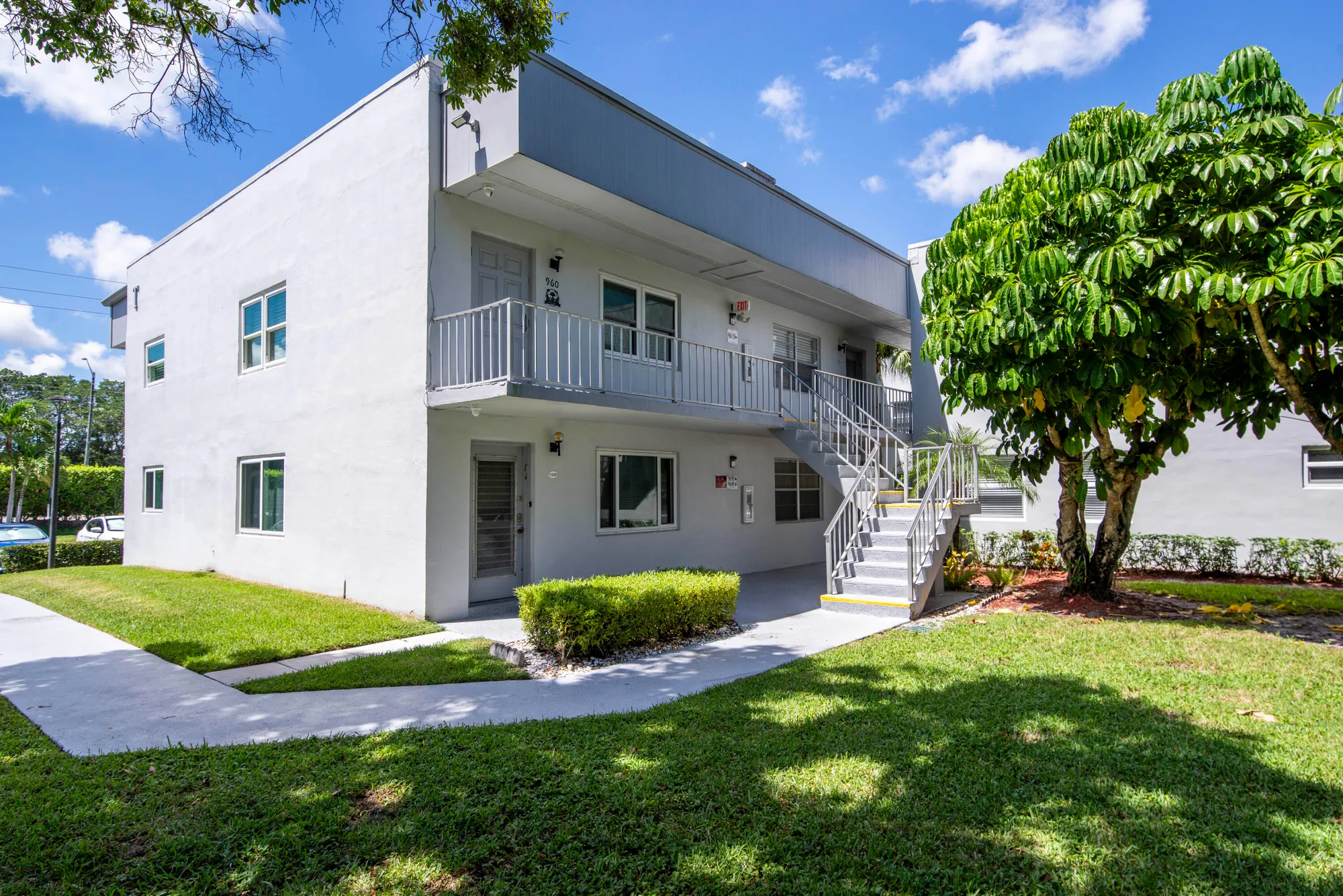 Property Slideshow image 1 of 14 | 960 flanders t, Delray Beach, FL, 33484