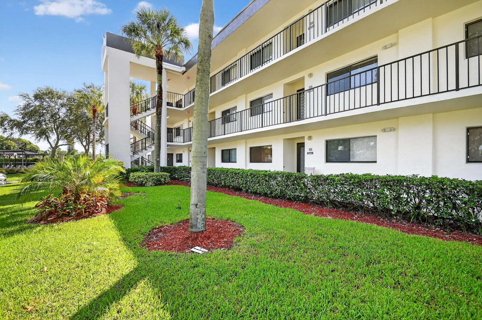 Property Slideshow image 4 of 82 | 15244 lakes of delray blvd apt 103, Delray Beach, FL, 33484
