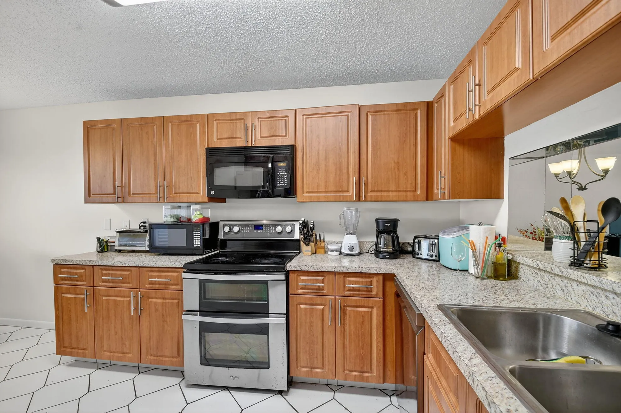 Property Slideshow image 6 of 82 | 15244 lakes of delray blvd apt 103, Delray Beach, FL, 33484