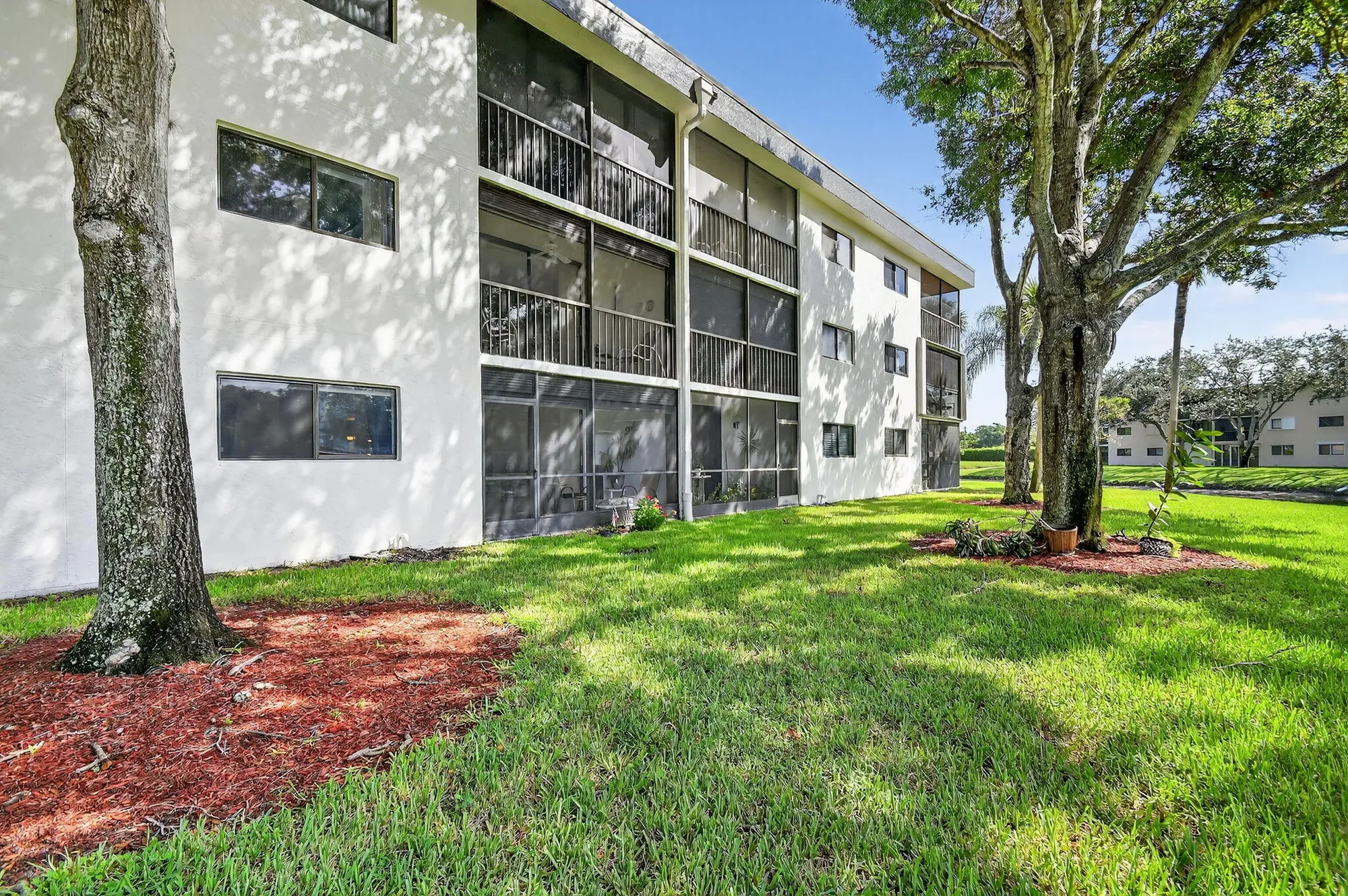 Property Slideshow image 35 of 82 | 15244 lakes of delray blvd apt 103, Delray Beach, FL, 33484