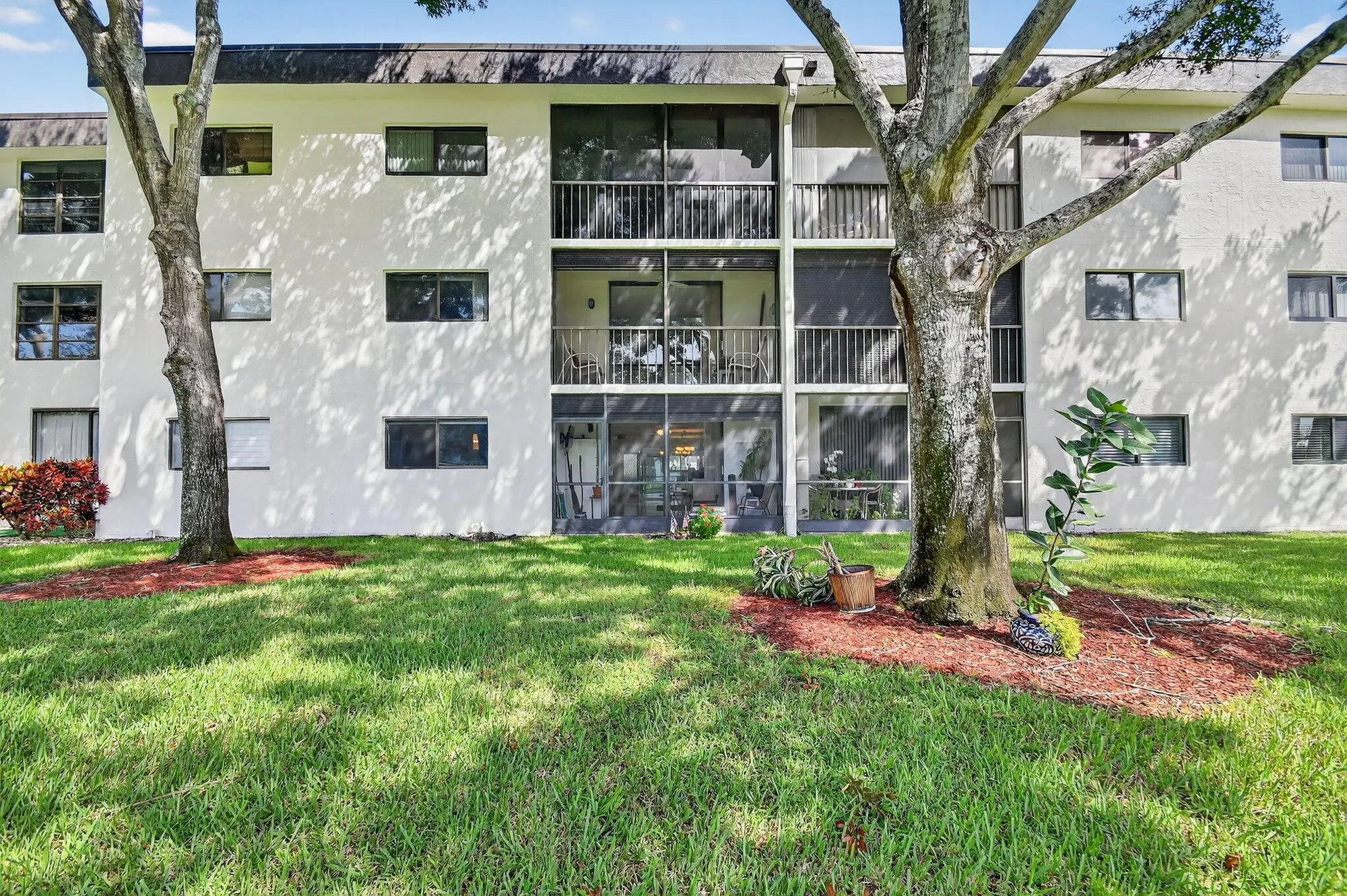 Property Slideshow image 36 of 82 | 15244 lakes of delray blvd apt 103, Delray Beach, FL, 33484