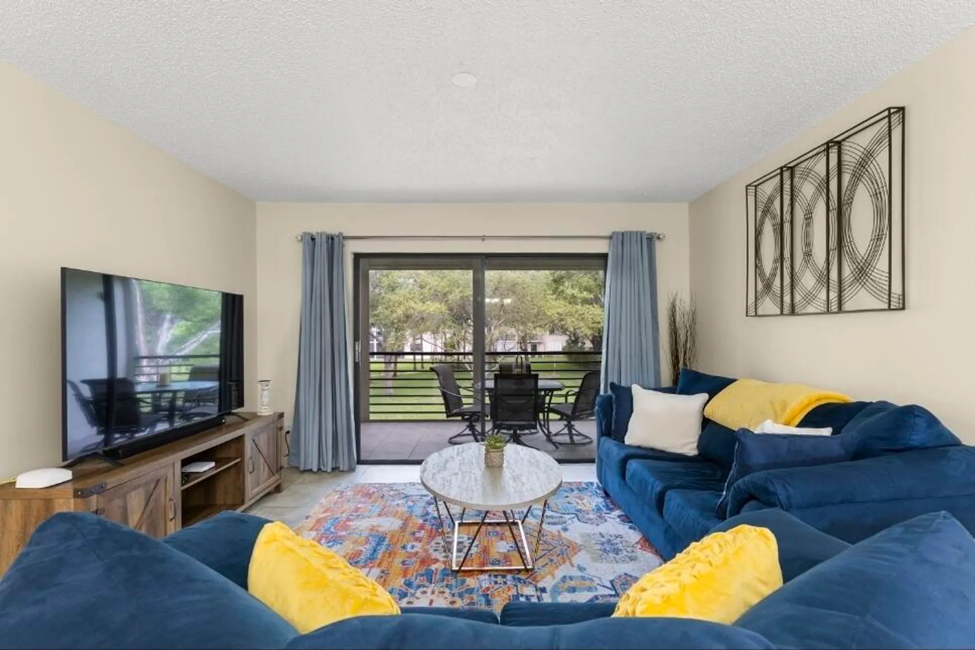 Property Slideshow image 8 of 23 | 6095 n sabal palm blvd apt 210, Tamarac, FL, 33319