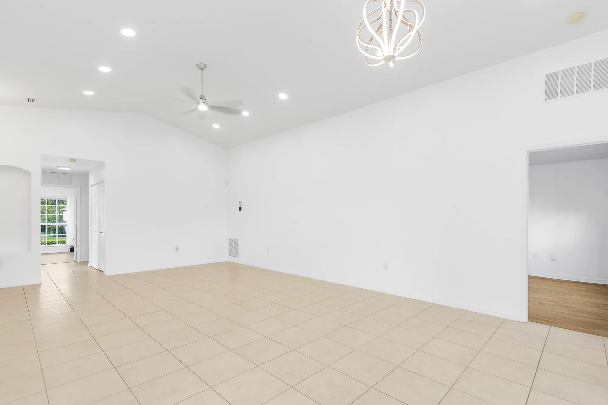 Property Slideshow image 14 of 48 | 436 sw talquin ln, Port Saint Lucie, FL, 34986