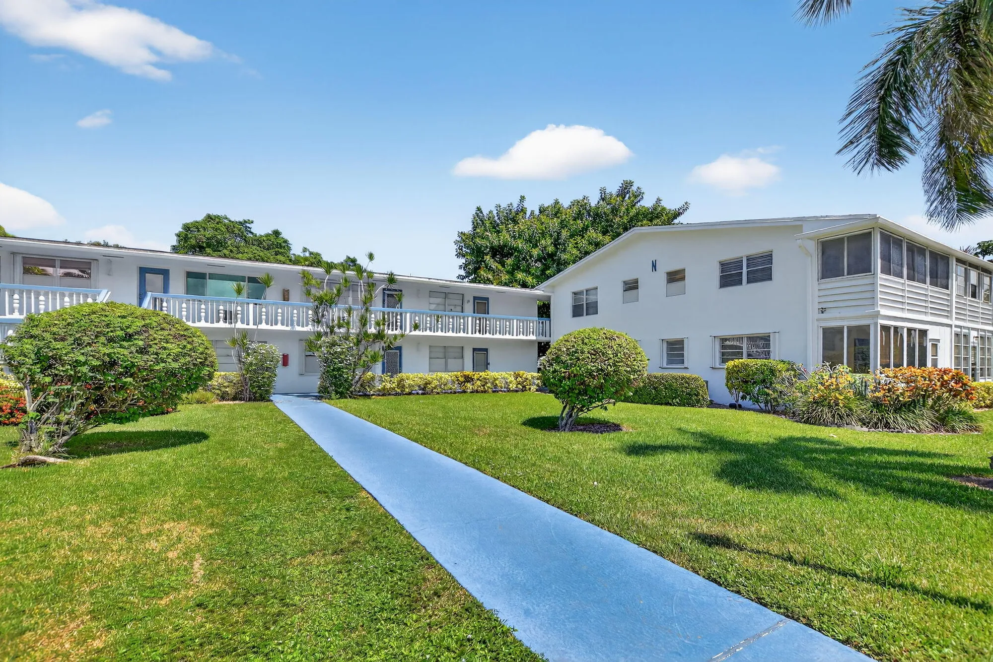 Property Slideshow image 11 of 75 | 425 durham, Deerfield Beach, FL, 33442