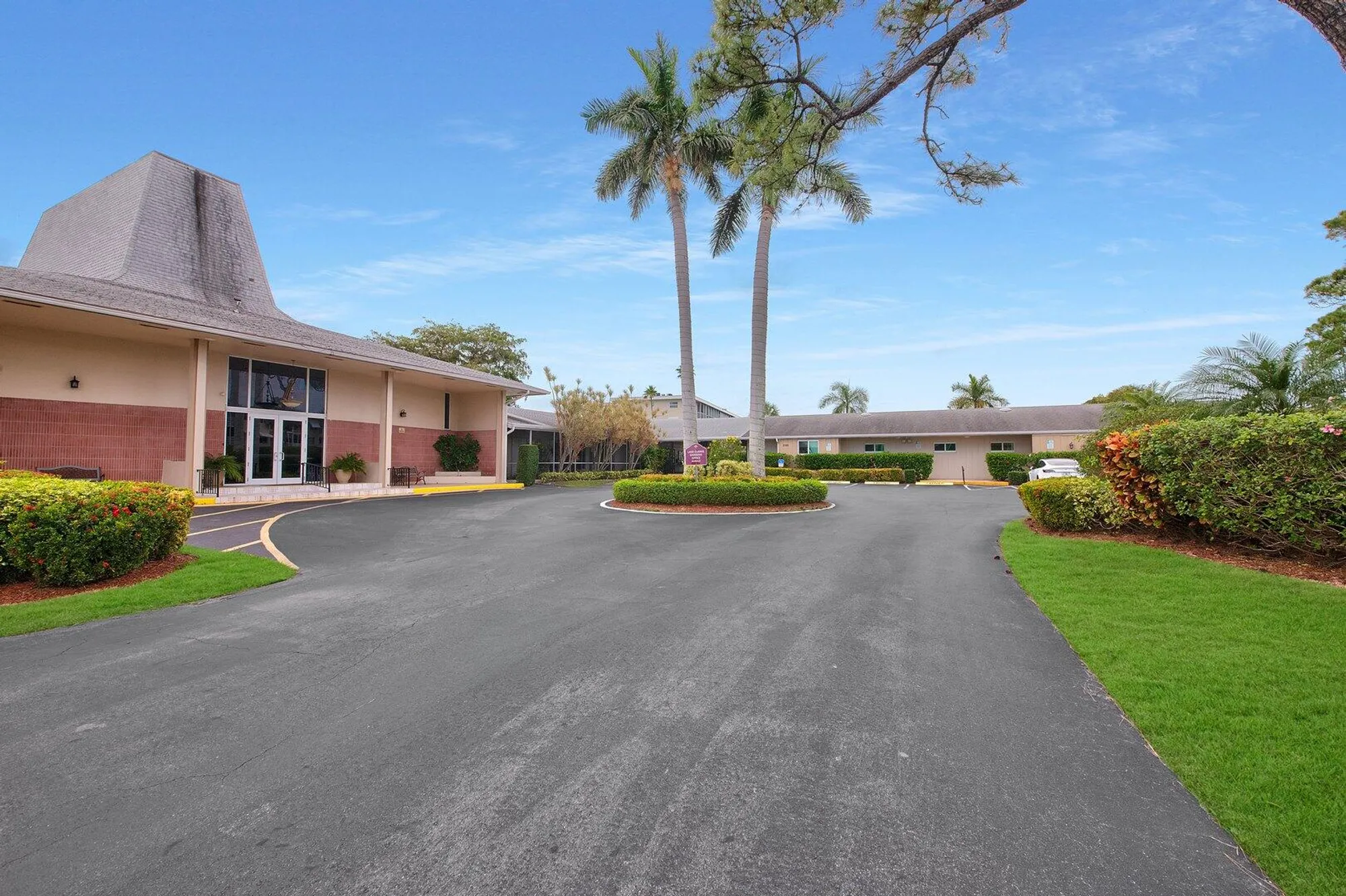 Property Slideshow image 22 of 42 | 2581 garden dr 206, Lake Worth, FL, 33461