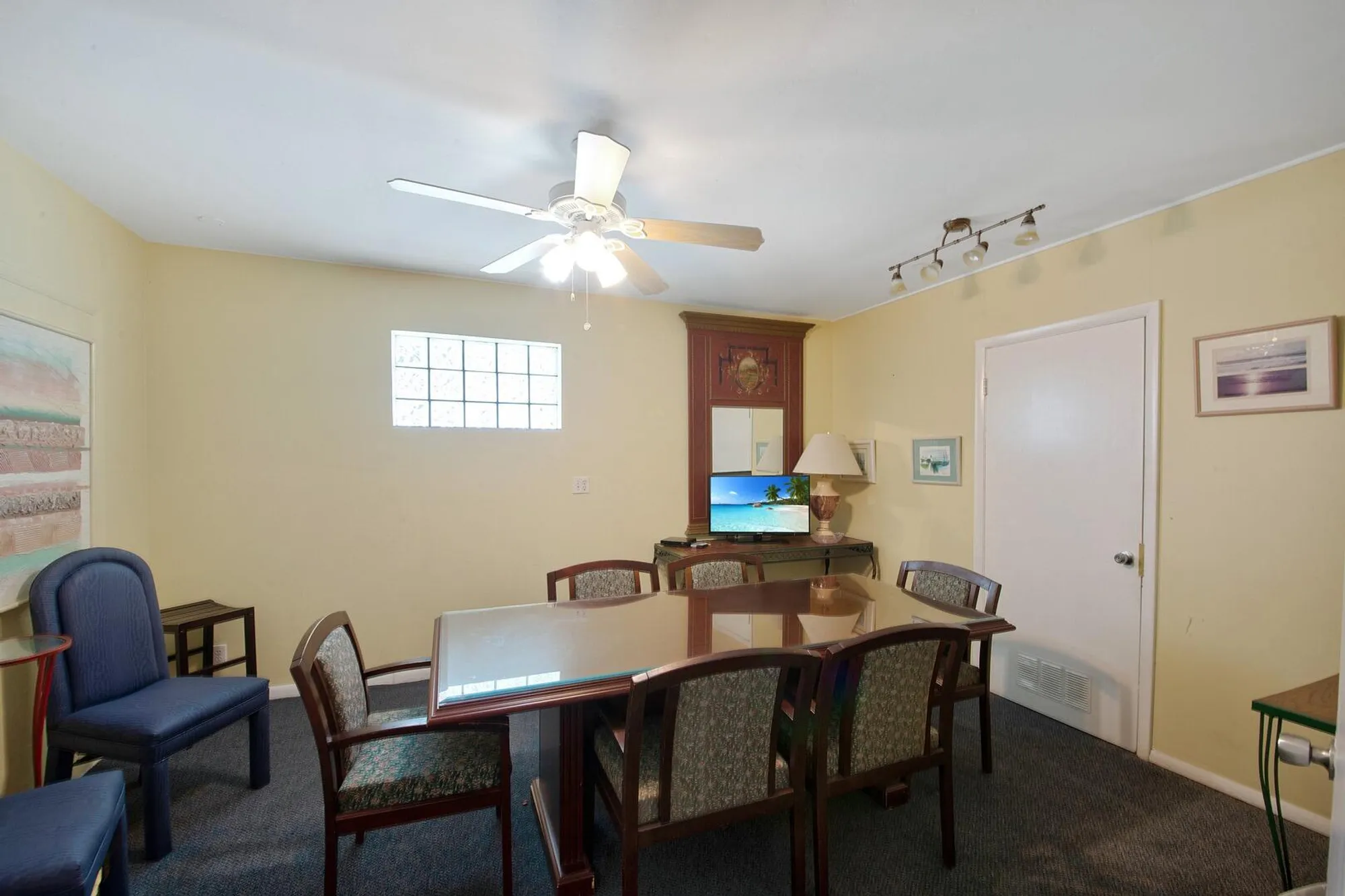 Property Slideshow image 29 of 42 | 2581 garden dr 206, Lake Worth, FL, 33461