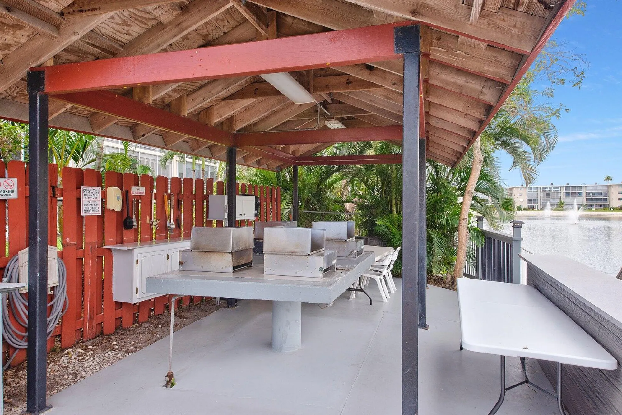 Property Slideshow image 38 of 42 | 2581 garden dr 206, Lake Worth, FL, 33461