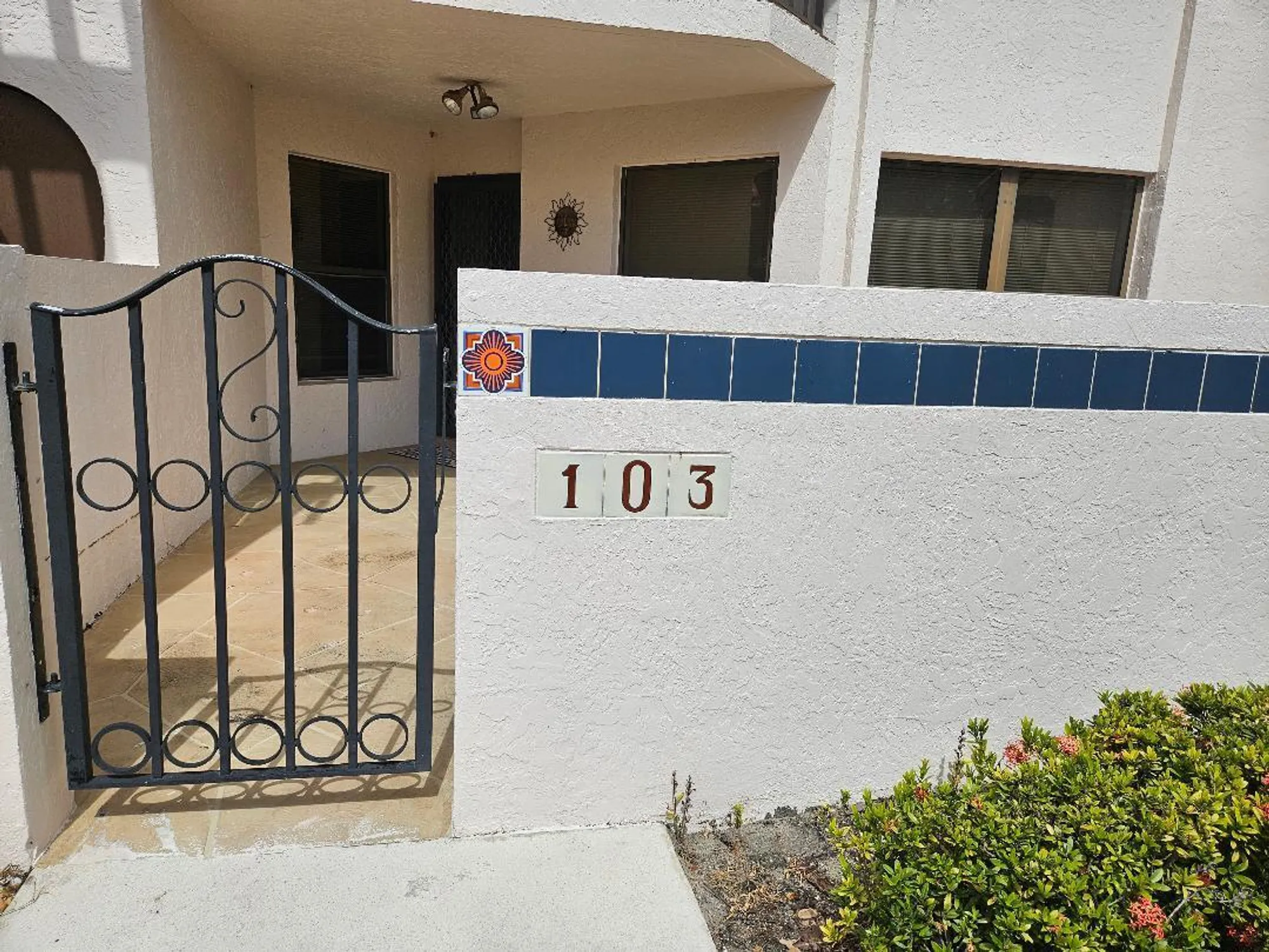 Property Slideshow image 2 of 30 | 6070 se martinique dr 103, Stuart, FL, 34997