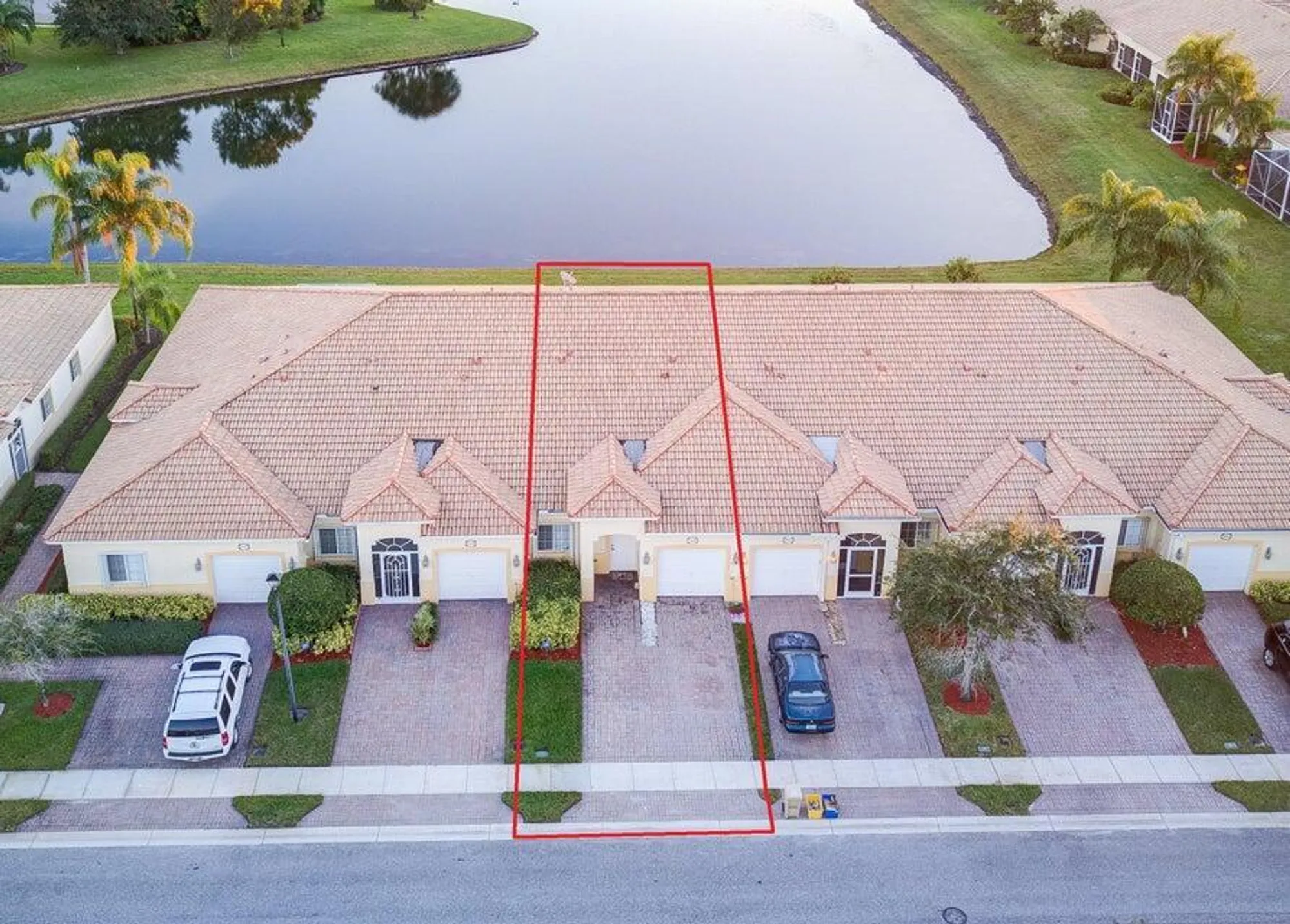 Property Slideshow image 1 of 35 | 9938 galleon dr, West Palm Beach, FL, 33411
