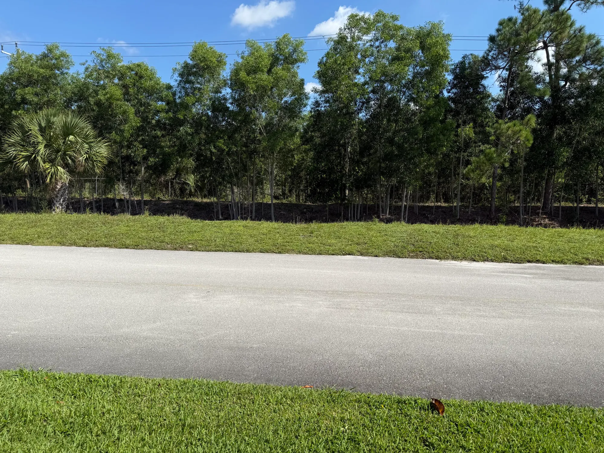 Property Slideshow image 5 of 16 | 201 cambridge i, West Palm Beach, FL, 33417