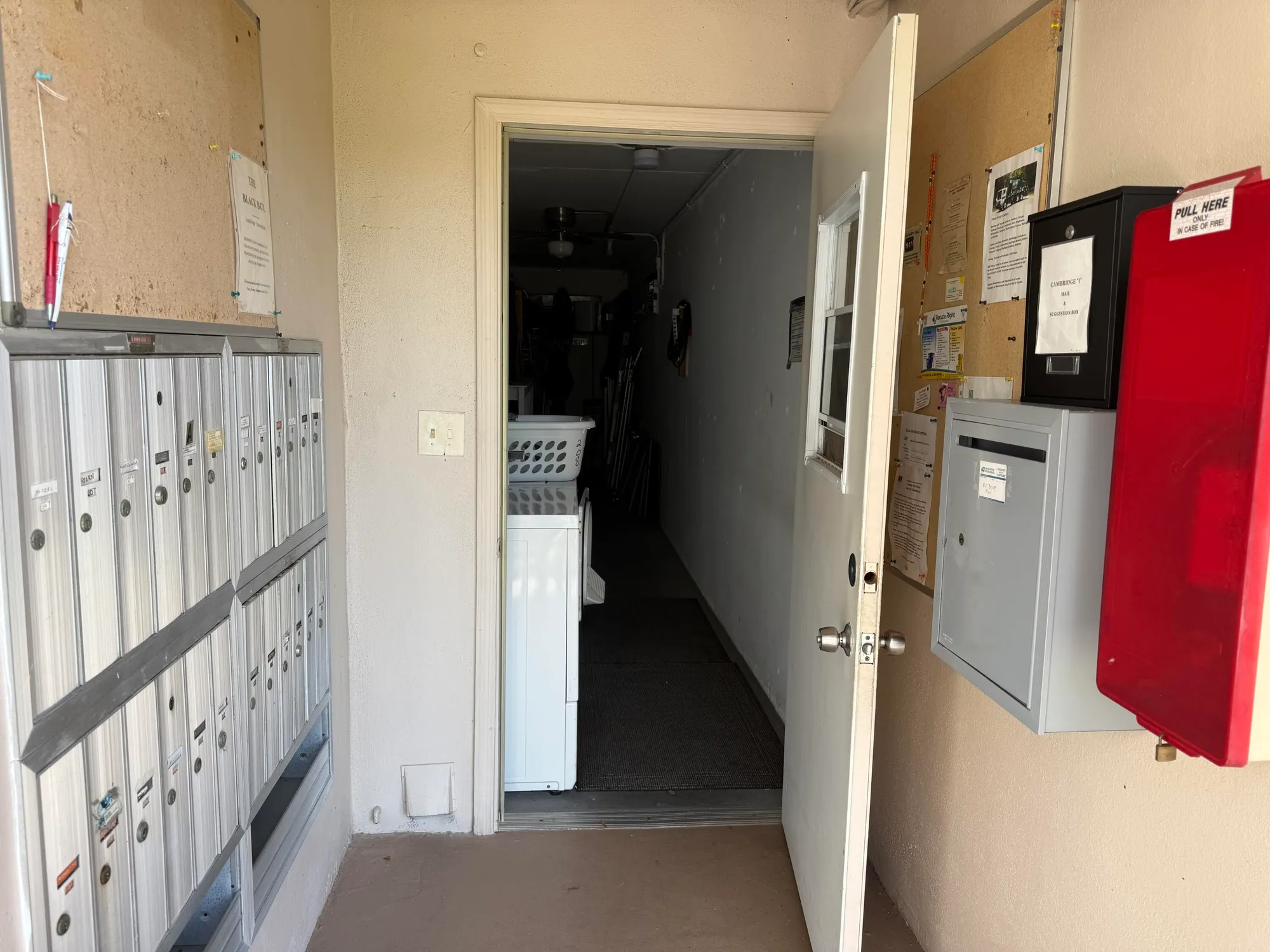 Property Slideshow image 8 of 16 | 201 cambridge i, West Palm Beach, FL, 33417