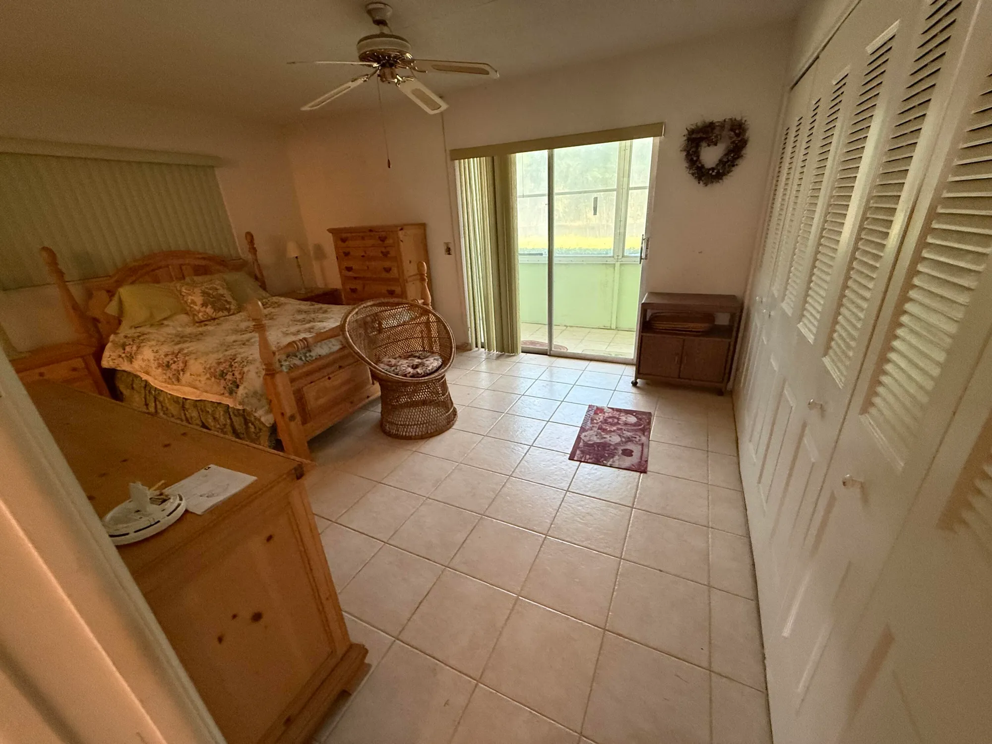 Property Slideshow image 15 of 16 | 201 cambridge i, West Palm Beach, FL, 33417