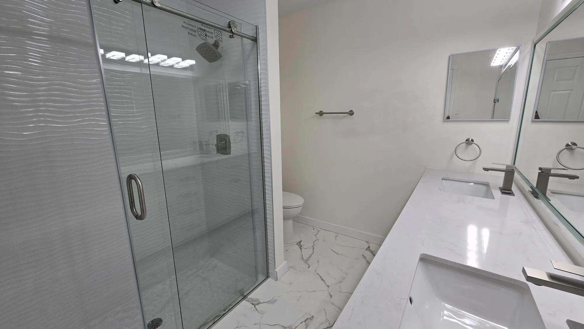 Property Slideshow image 5 of 25 | 5622 royal lake cir, Boynton Beach, FL, 33437