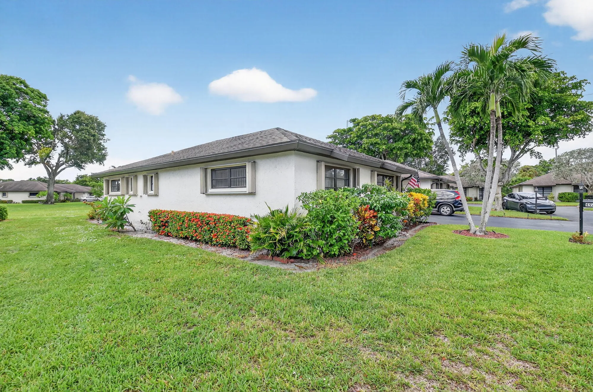 Property Slideshow image 37 of 48 | 4948 eaglewood rd a, Boynton Beach, FL, 33436