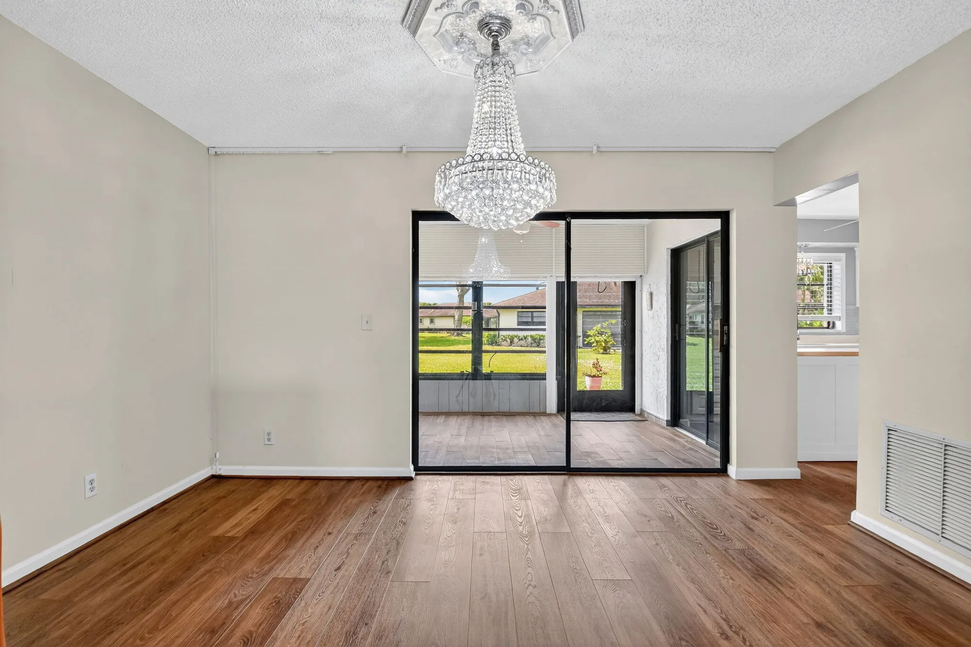 Property Slideshow image 12 of 48 | 4948 eaglewood rd a, Boynton Beach, FL, 33436